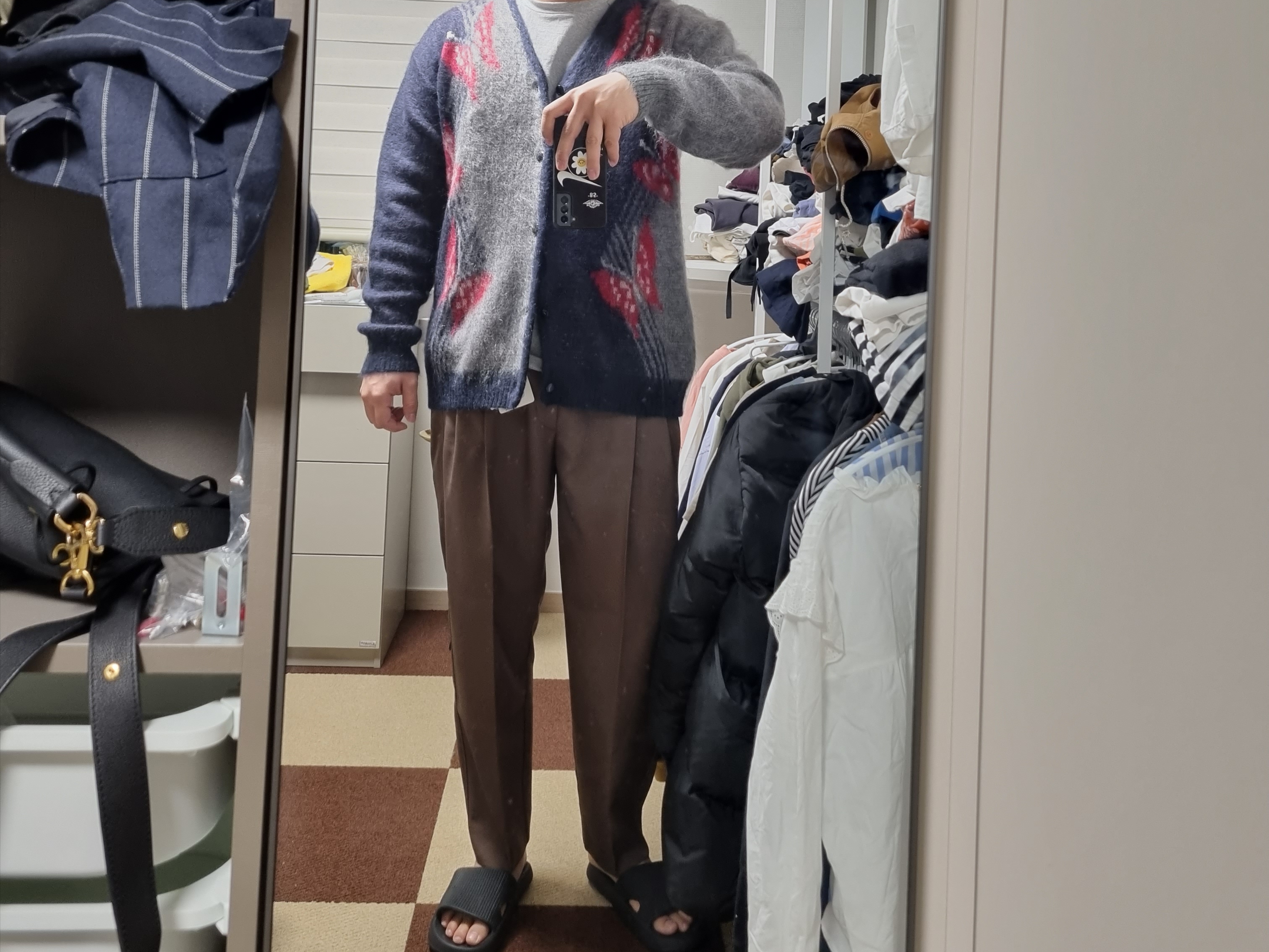 Needles Mohair Papillon Cardigan Grey 착용 스타일
