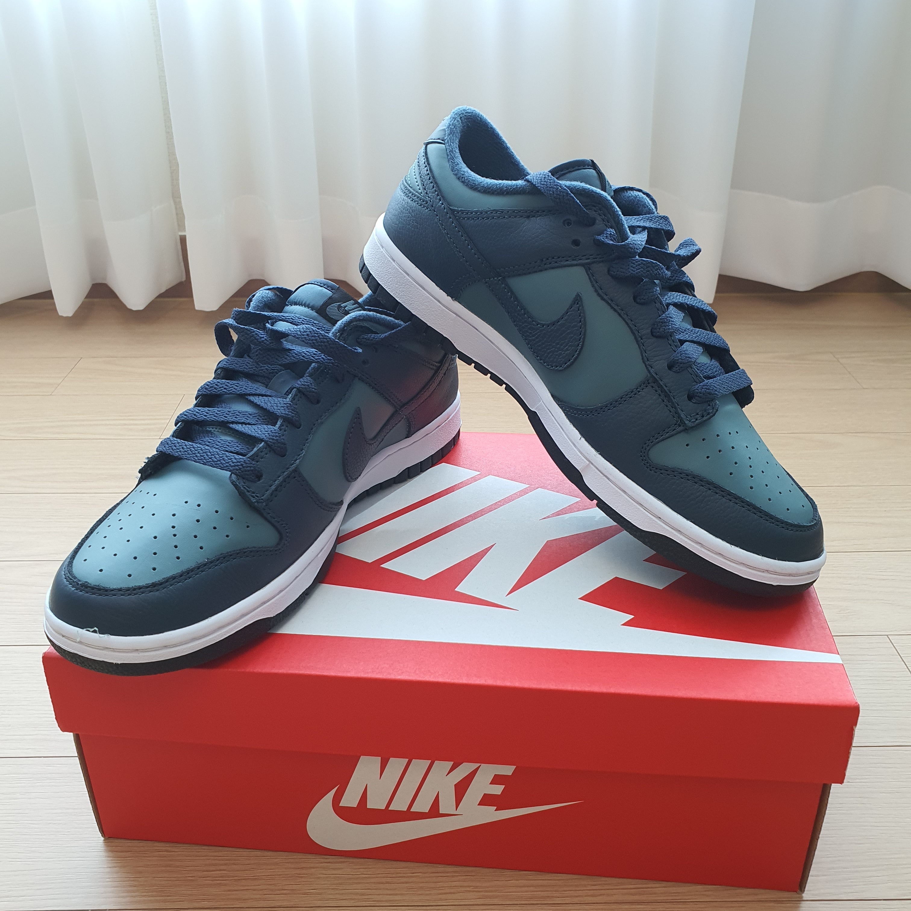 Nike Dunk Low Retro PRM Mineral Slate and Armory Navy 착용 스타일 - 2