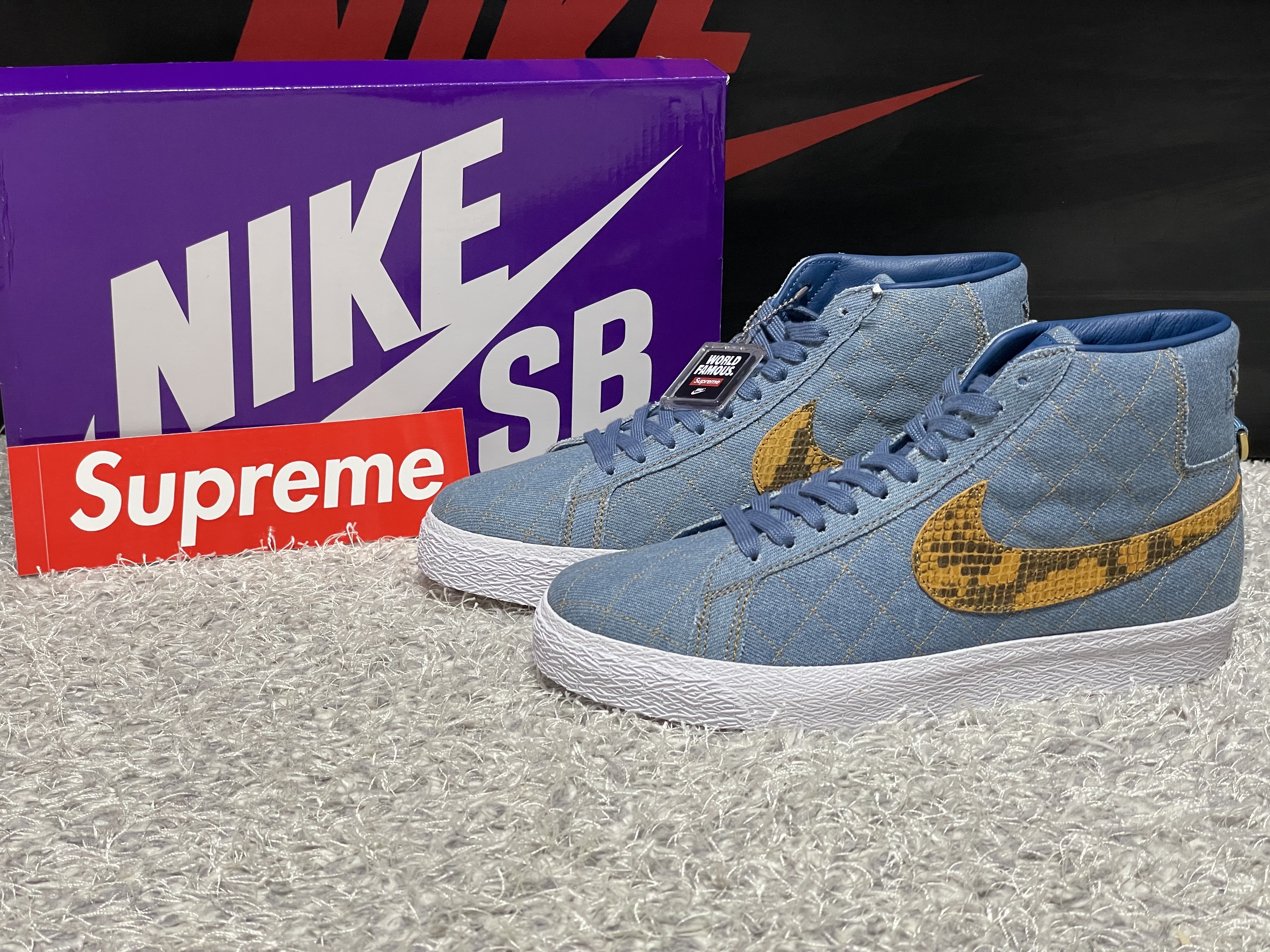 Nike x Supreme SB Zoom Blazer Mid QS 2 Industrial Blue 착용 스타일