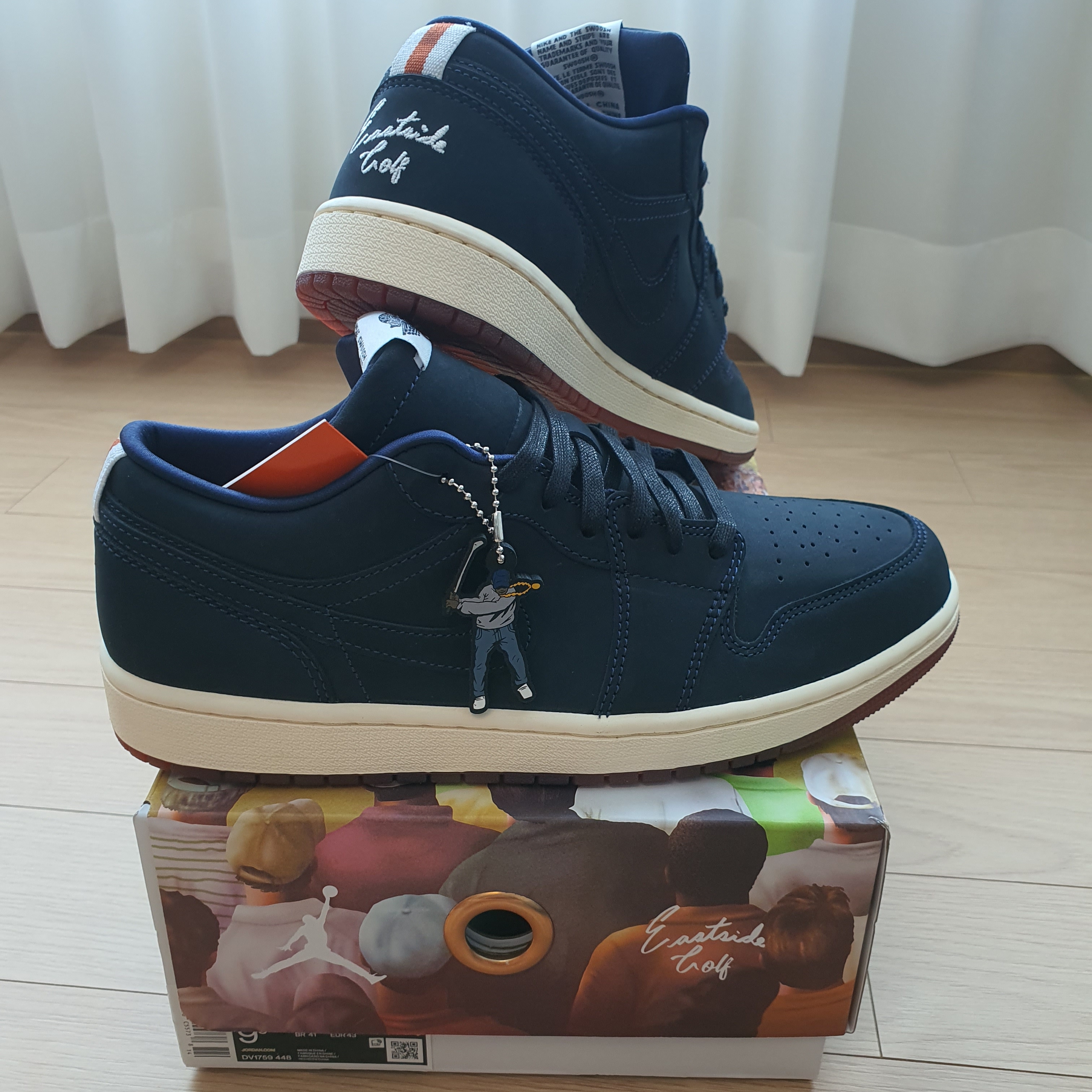 Jordan 1 x Eastside Golf Low Midnight Navy 착용 스타일 - 3