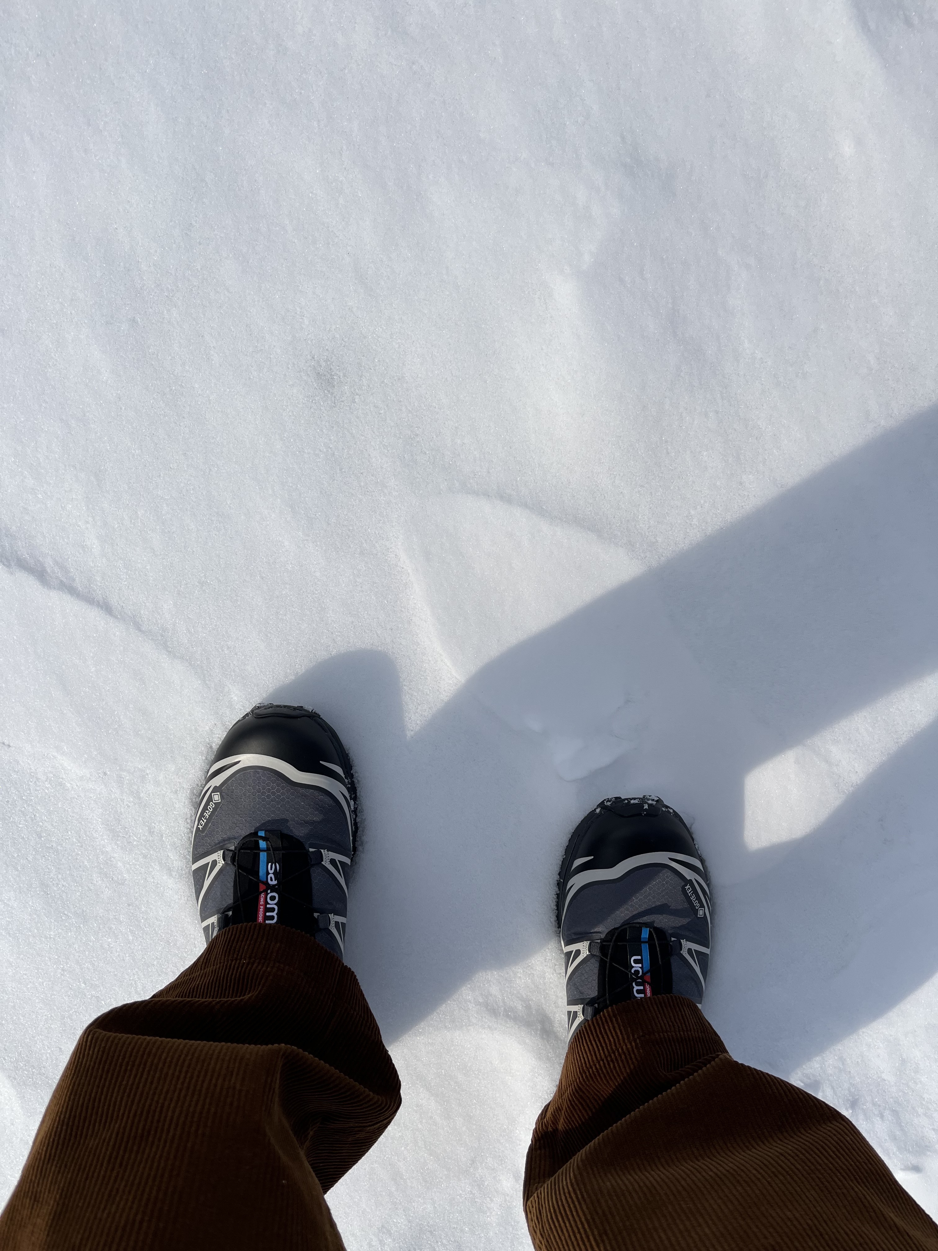 Salomon XT-6 Gore-Tex Black Ebony 착용 스타일