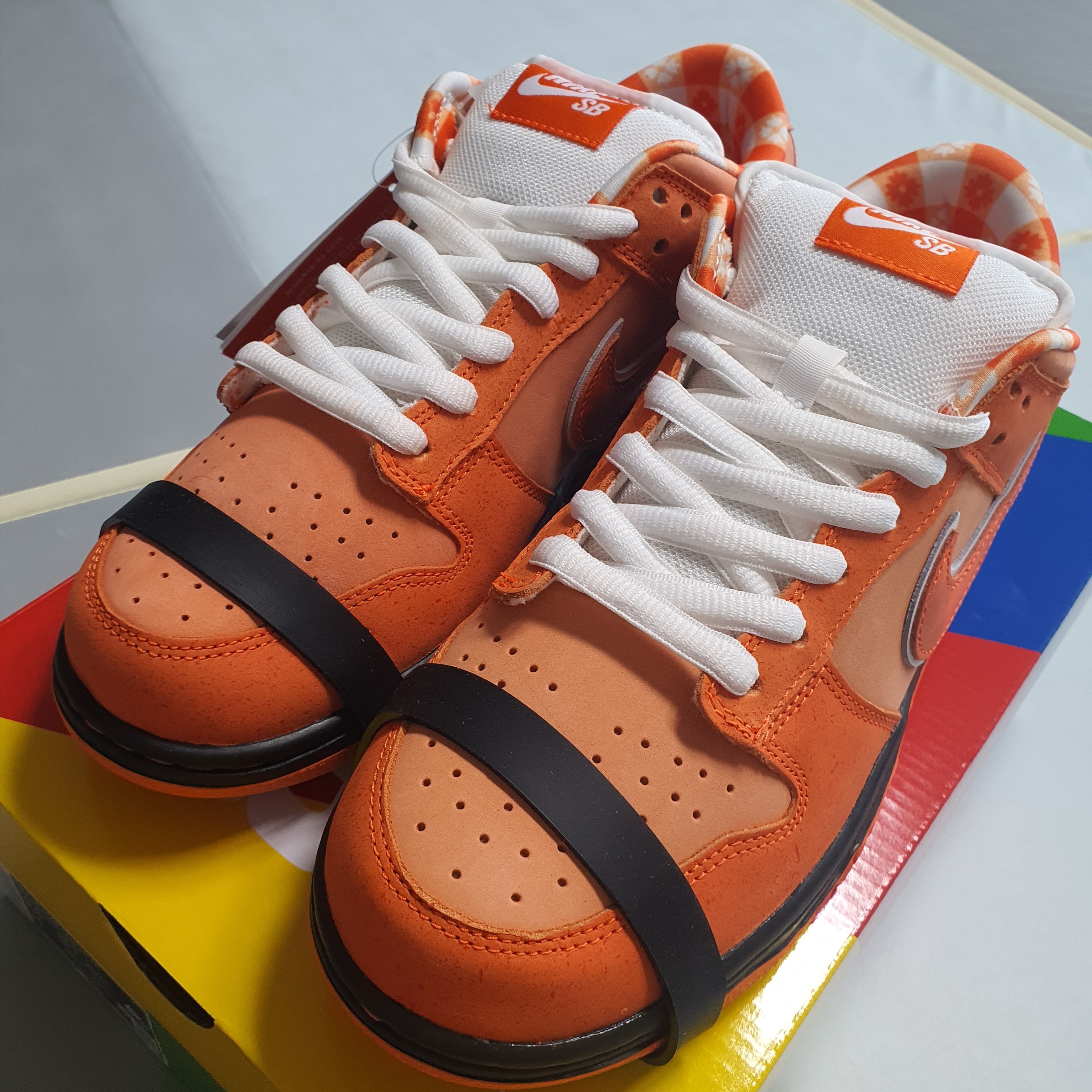 Nike x Concepts SB Dunk Low Orange Lobster (Regular Box) 착용 스타일