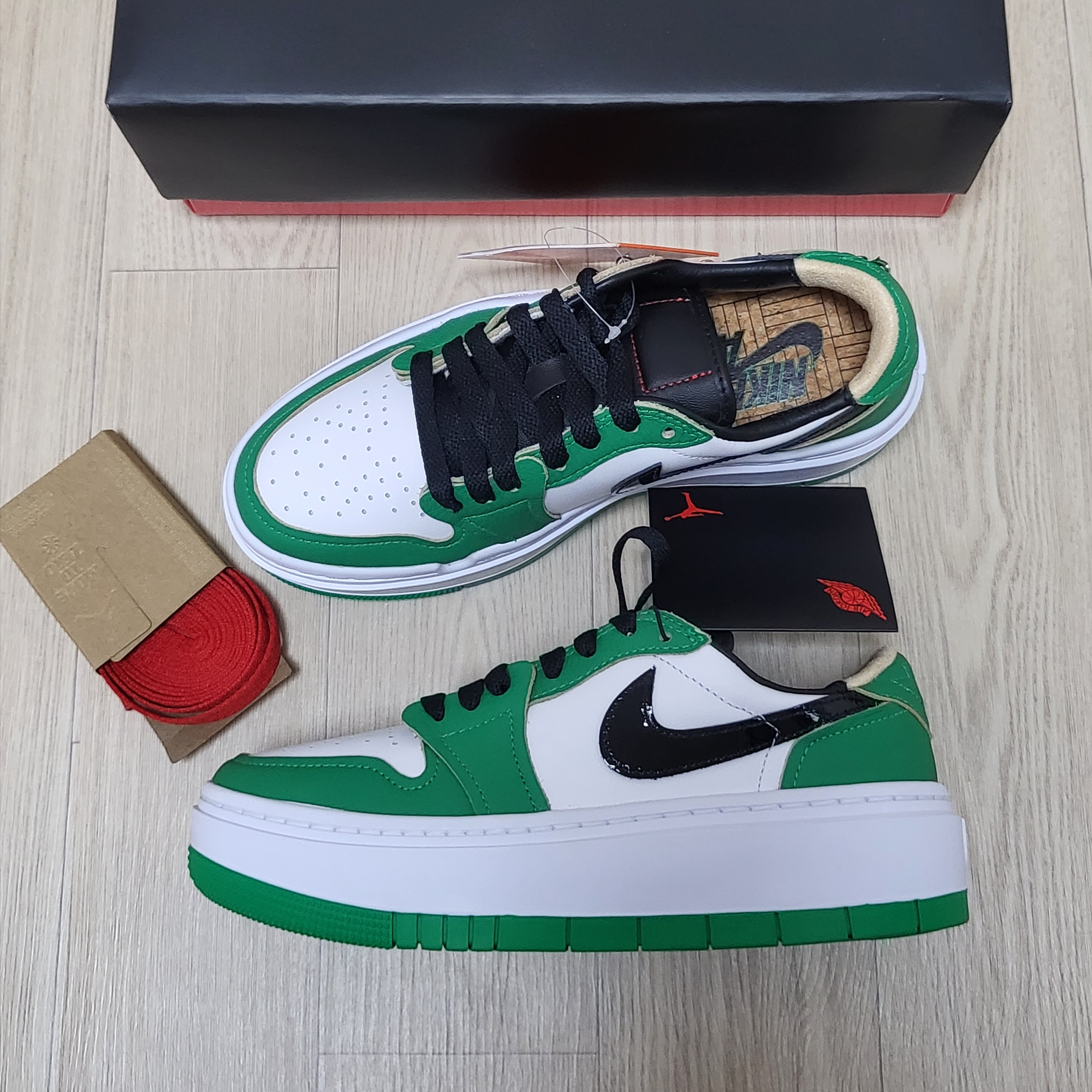 (W) Jordan 1 Elevate Low SE Lucky Green 착용 스타일