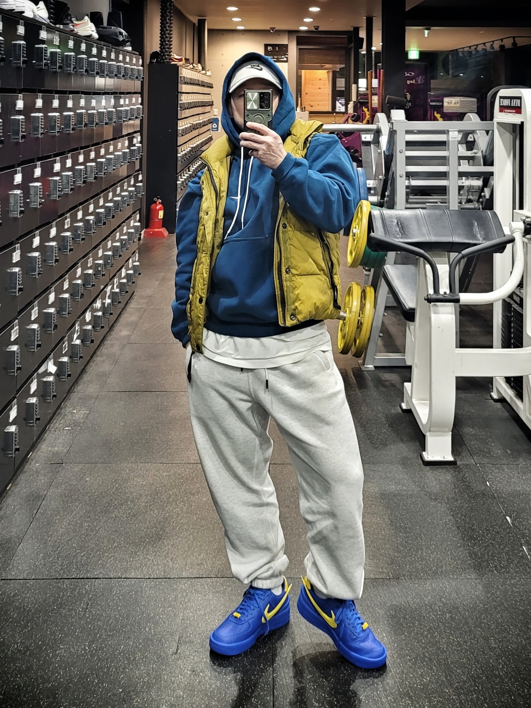 Nike x Ambush Air Force 1 Low SP Game Royal and Vivid Sulfur, Nike NRG Solo Swoosh Fleece Hoodie Valerian Blue - Asia 착용 스타일 - 2