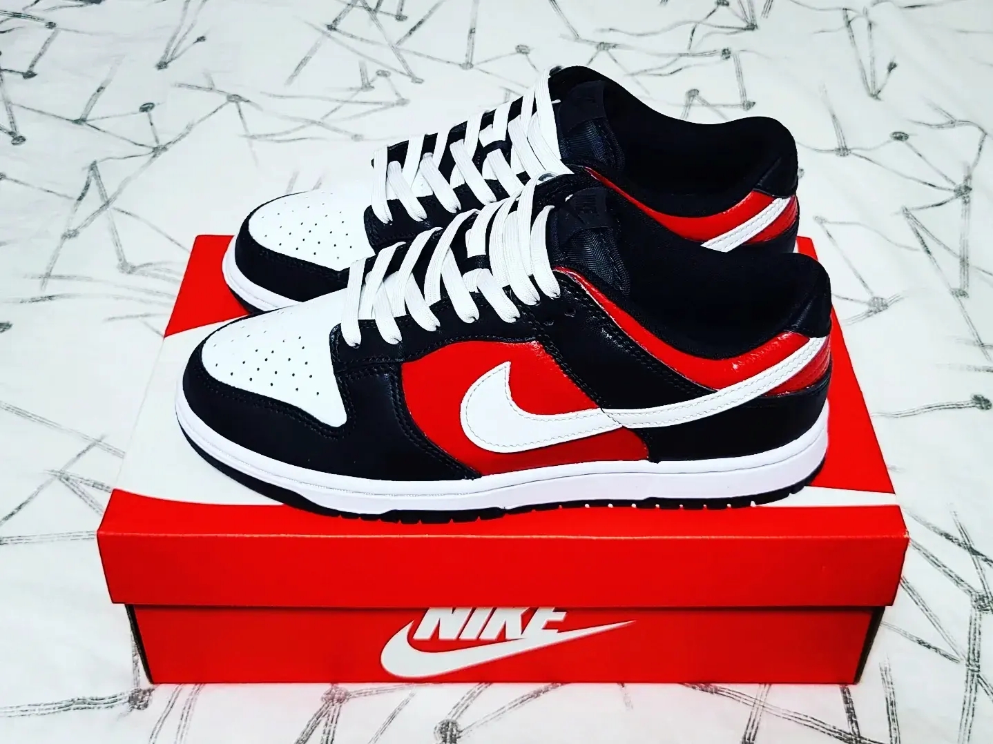 Nike Dunk Low Retro Black White 착용 스타일 - 2