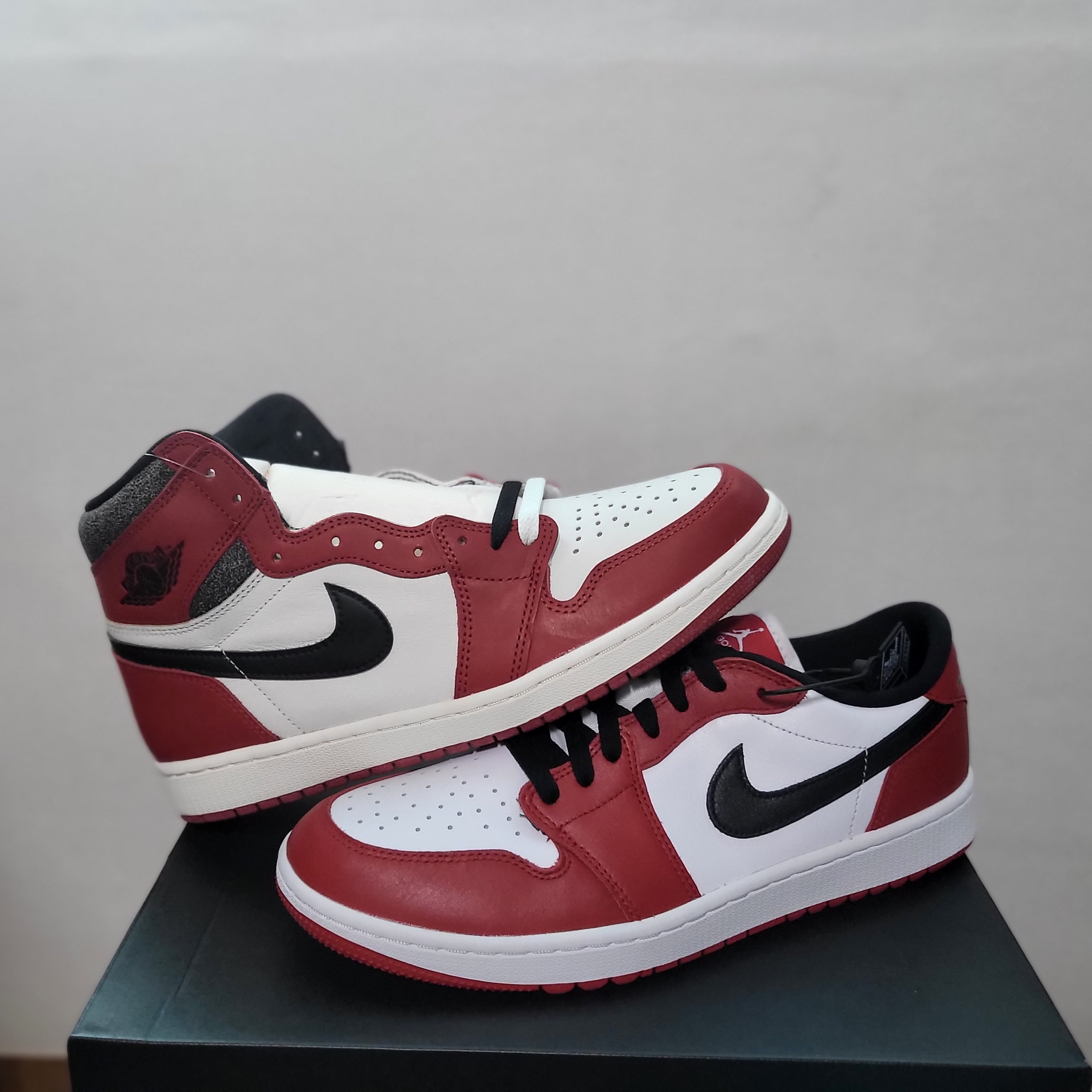 Jordan 1 Retro High OG Chicago 2022, Jordan 1 Low Golf Chicago 착용 스타일