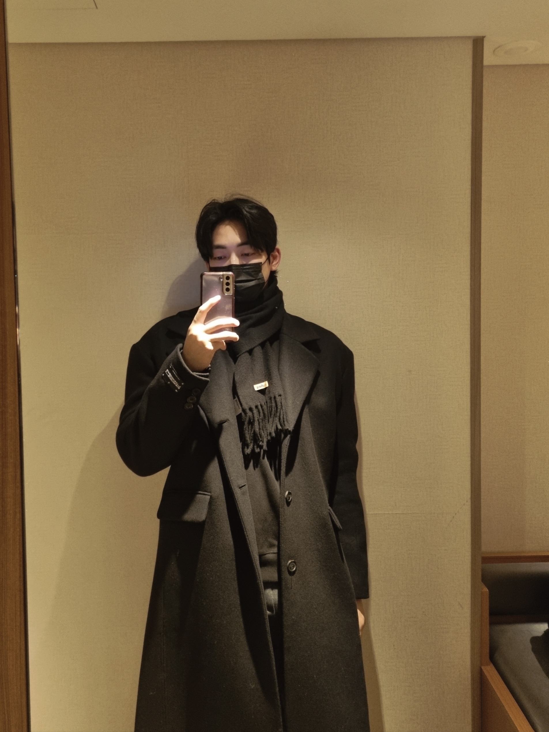 Zara x Ader Error Wool Blend Oversize Coat Black, Acne Studios Narrow Wool Fringe Muffler Black 착용 스타일
