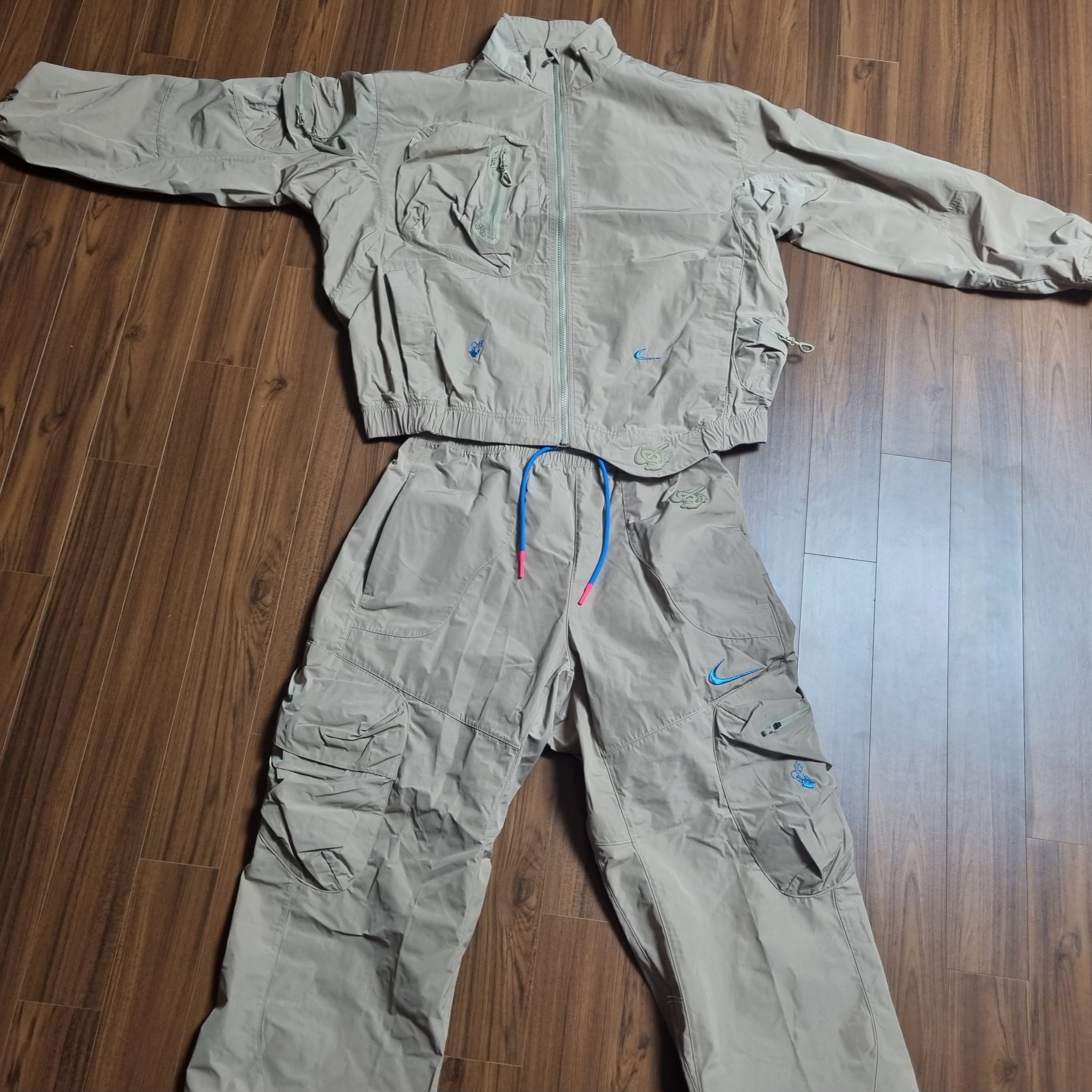 Nike x Off-White NRG Track Suit Khaki - Asia 착용 스타일