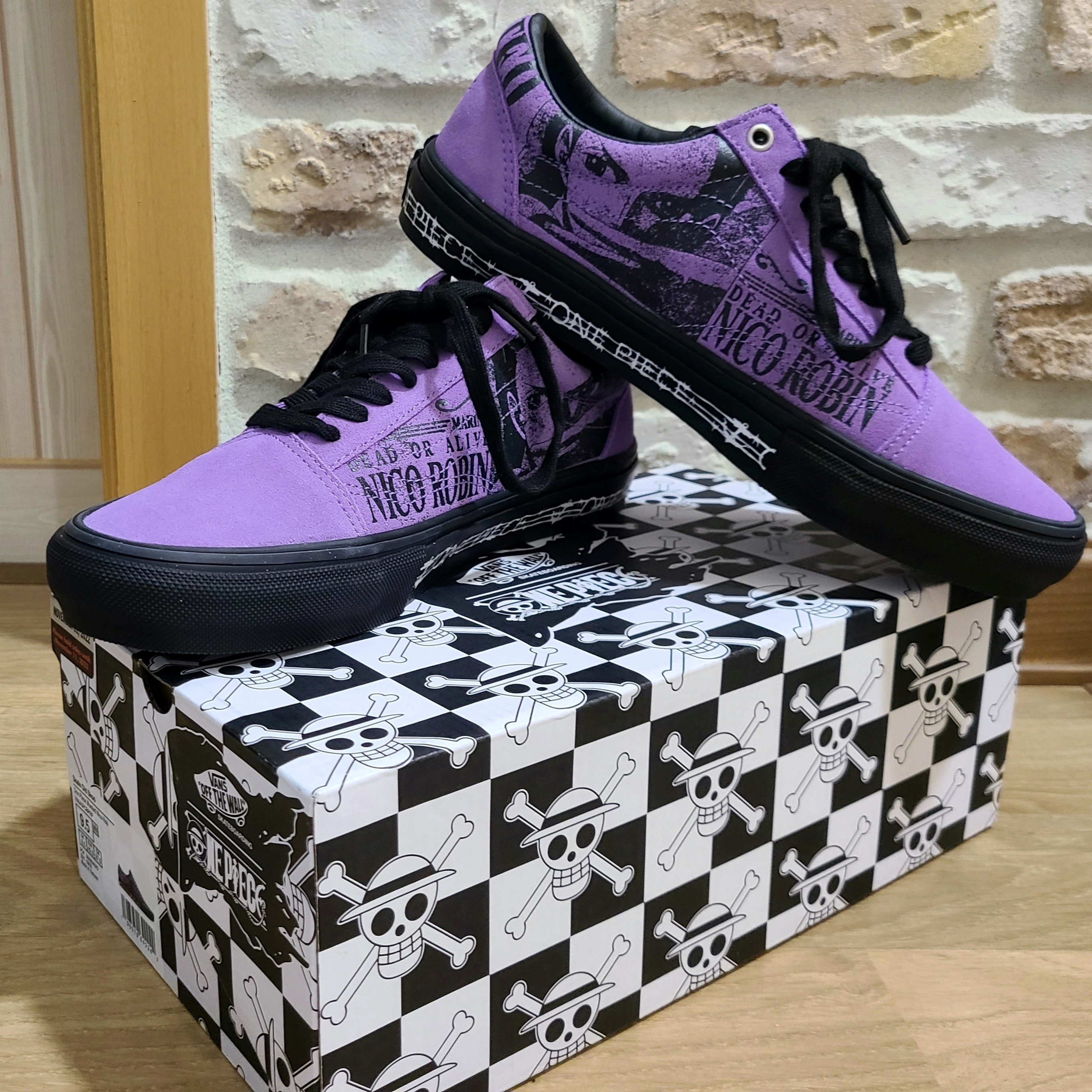 Vans x One Piece Skate Old Skool Purple 착용 스타일
