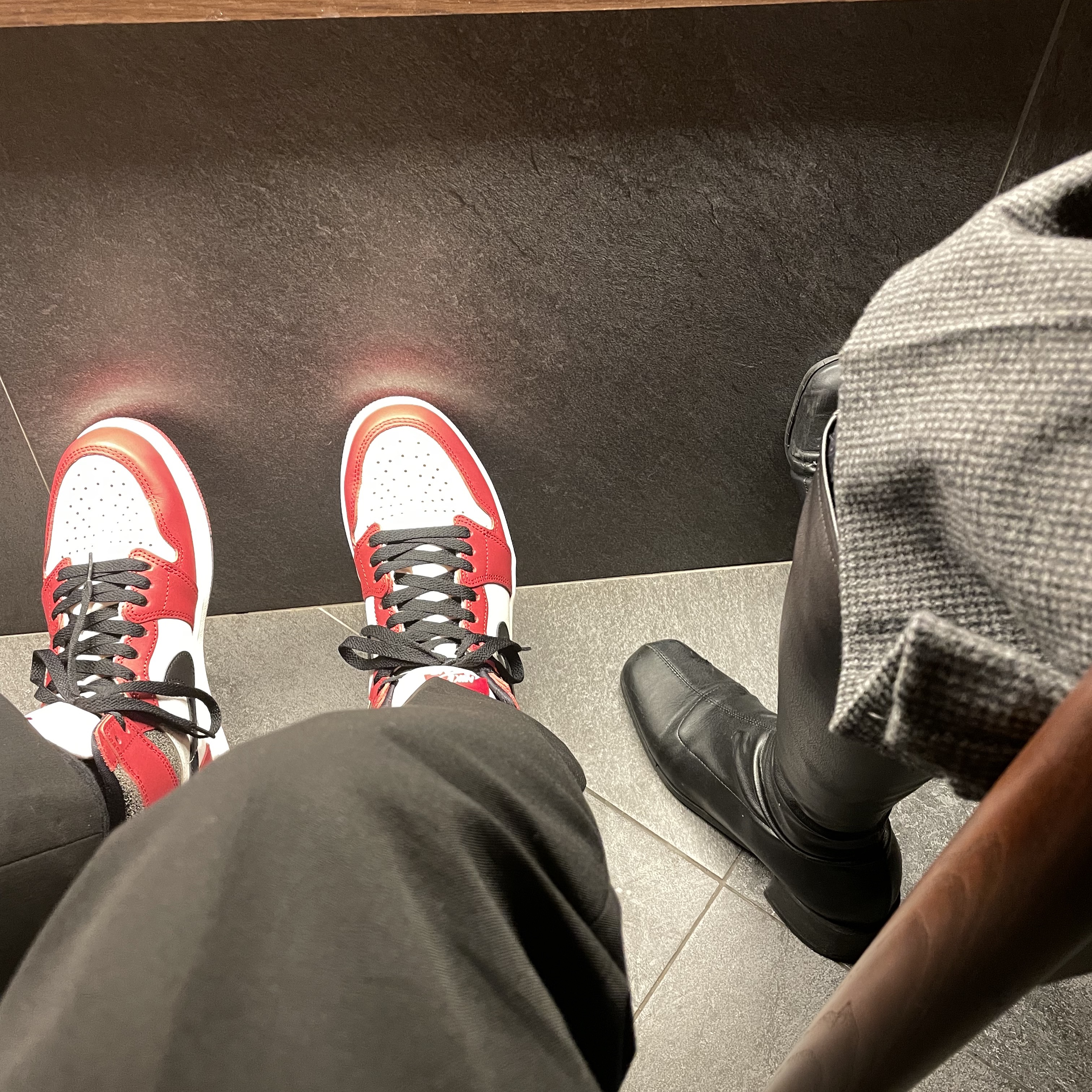 Jordan 1 Retro High OG Chicago 2022 착용 스타일 - 2