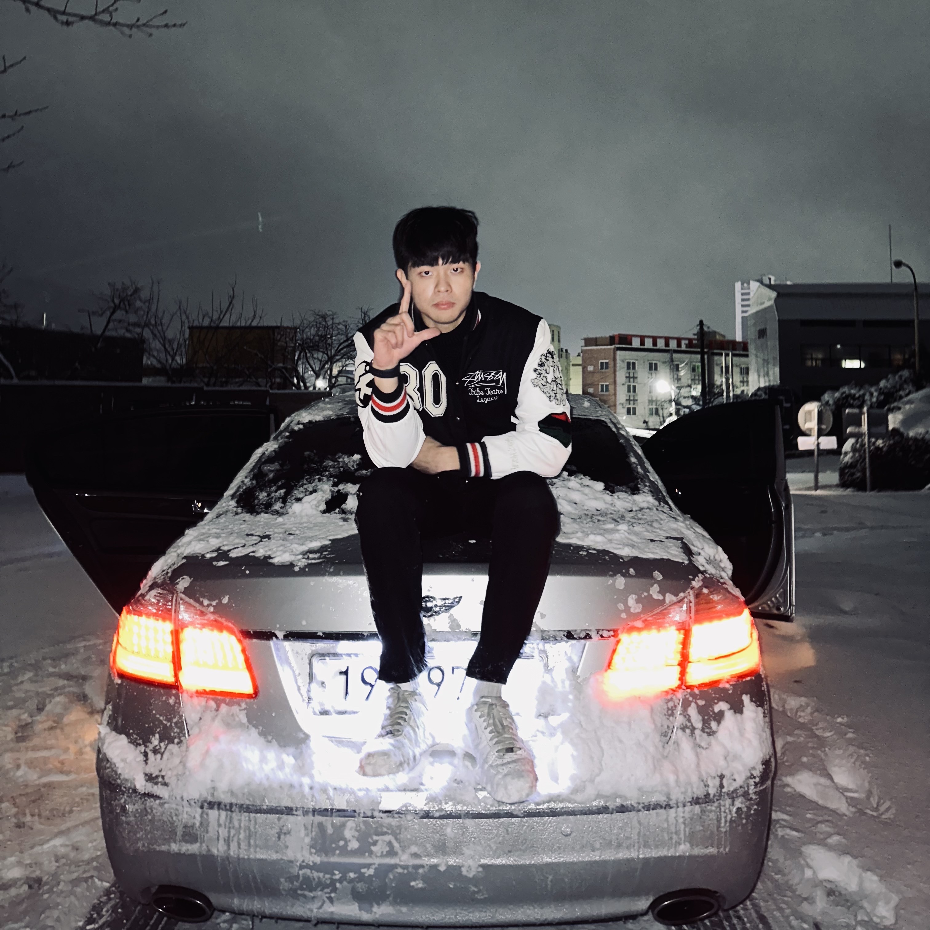 Stussy x Our Legacy x Denim Tears TTL Varsity Jacket Black, Nike Air Force 1 '07 Low White 착용 스타일 - 4