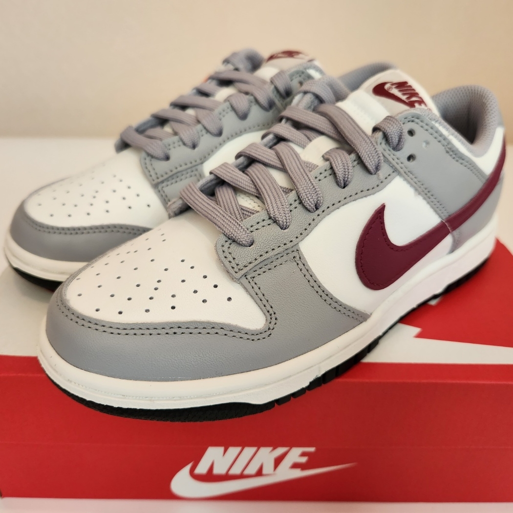 (W) Nike Dunk Low Wolf Grey Rosewood 착용 스타일 - 2