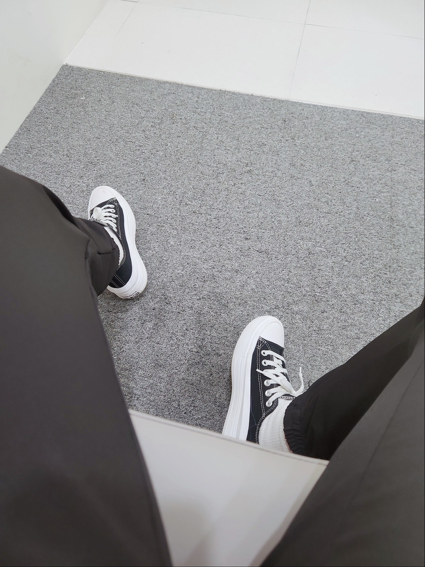 (W) Converse Chuck Taylor All Star Move Ox Black 착용 스타일 - 4