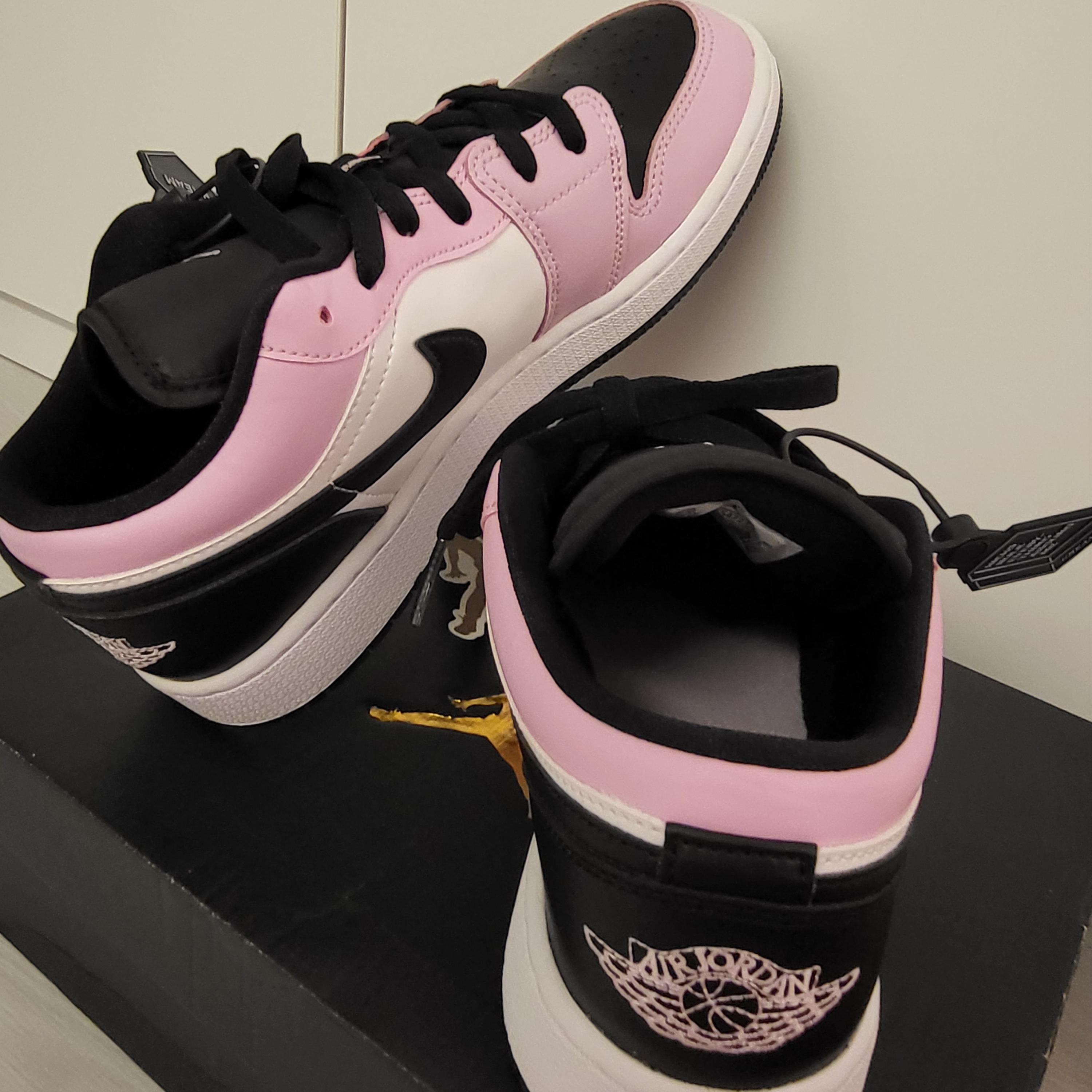 (GS) Jordan 1 Low Light Arctic Pink 착용 스타일
