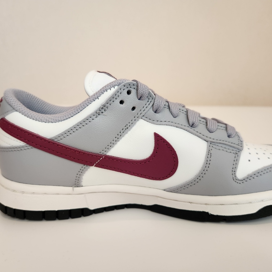 (W) Nike Dunk Low Wolf Grey Rosewood 착용 스타일 - 4