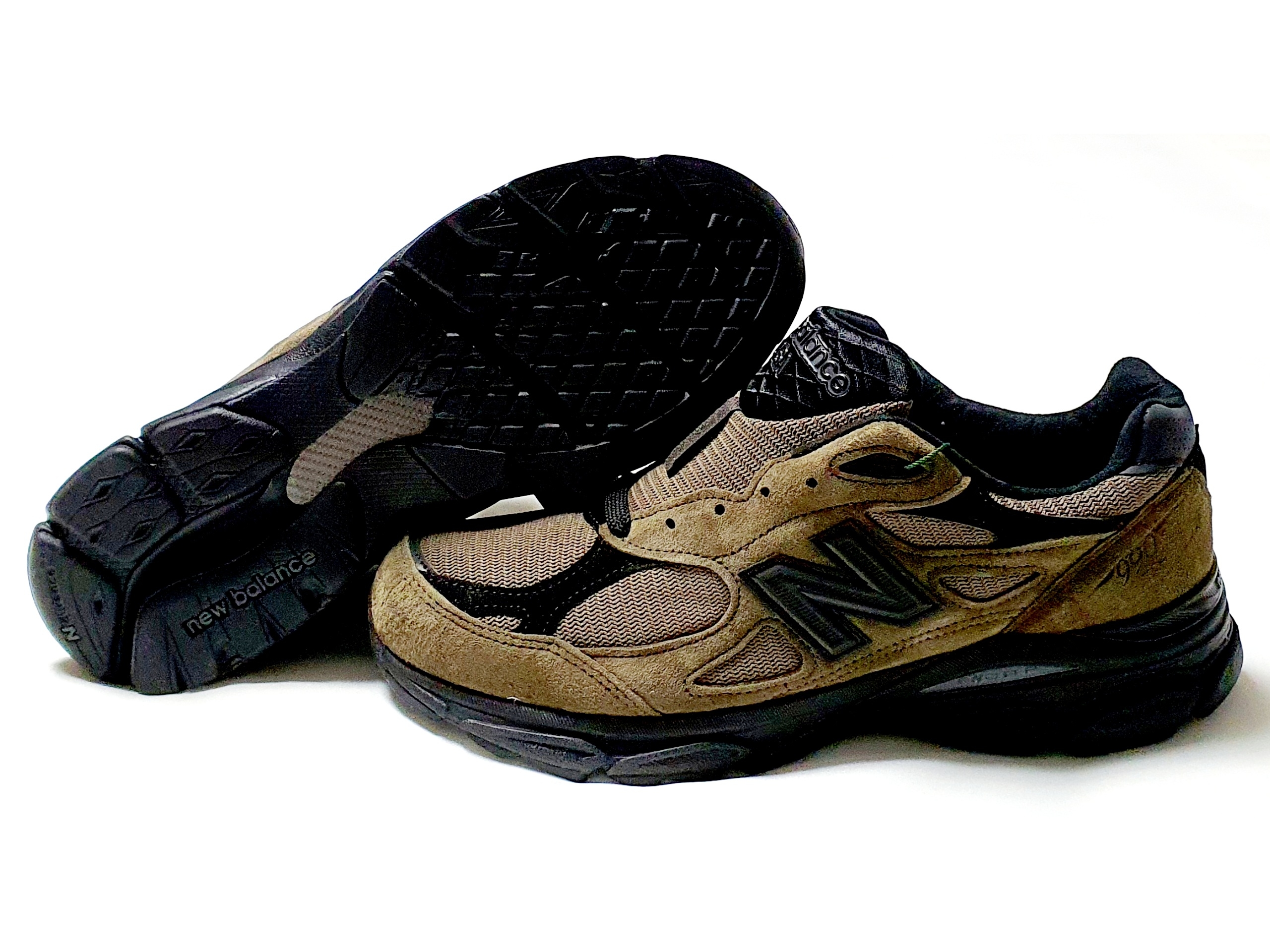 New Balance x JJJJound 990v3 Brown Black 착용 스타일 - 5