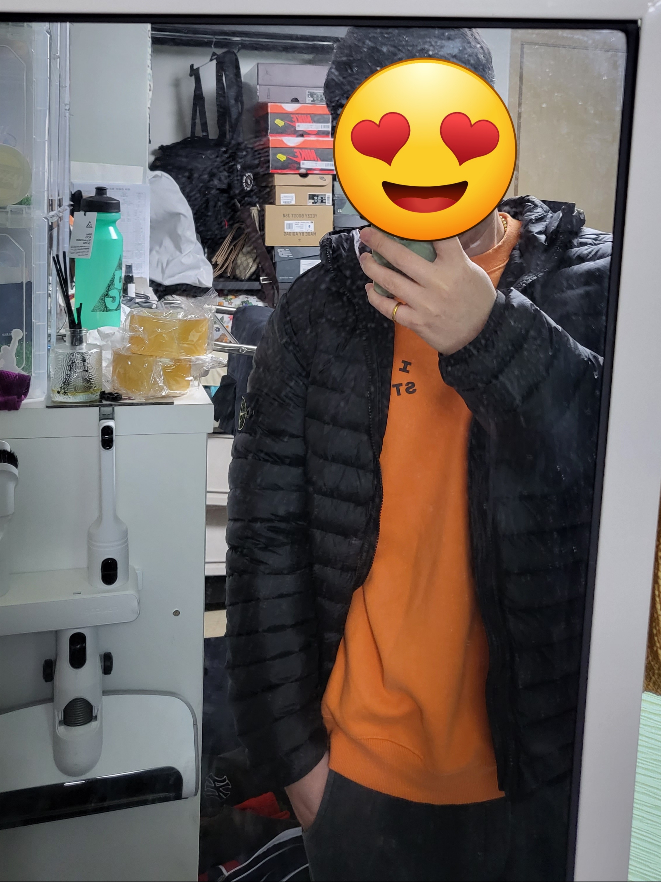 Stone Island 40324 Loom Woven Chambers R-Nylon Down-TC Packable Jacket Black - 22FW, IAB Studio x Doosan Infracore Sweatshirt Orange 착용 스타일 - 2
