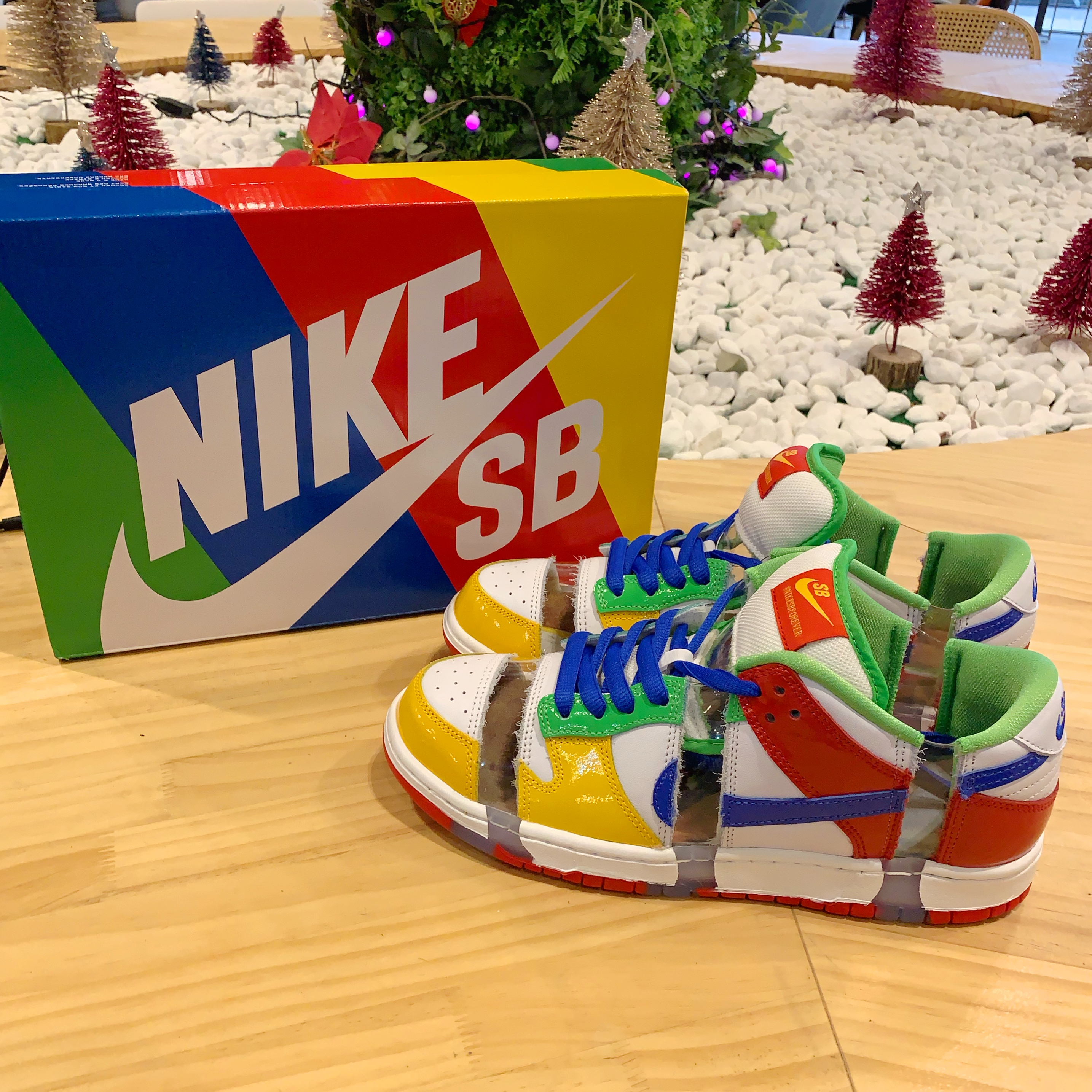 Nike SB Dunk Low Sandy 착용 스타일
