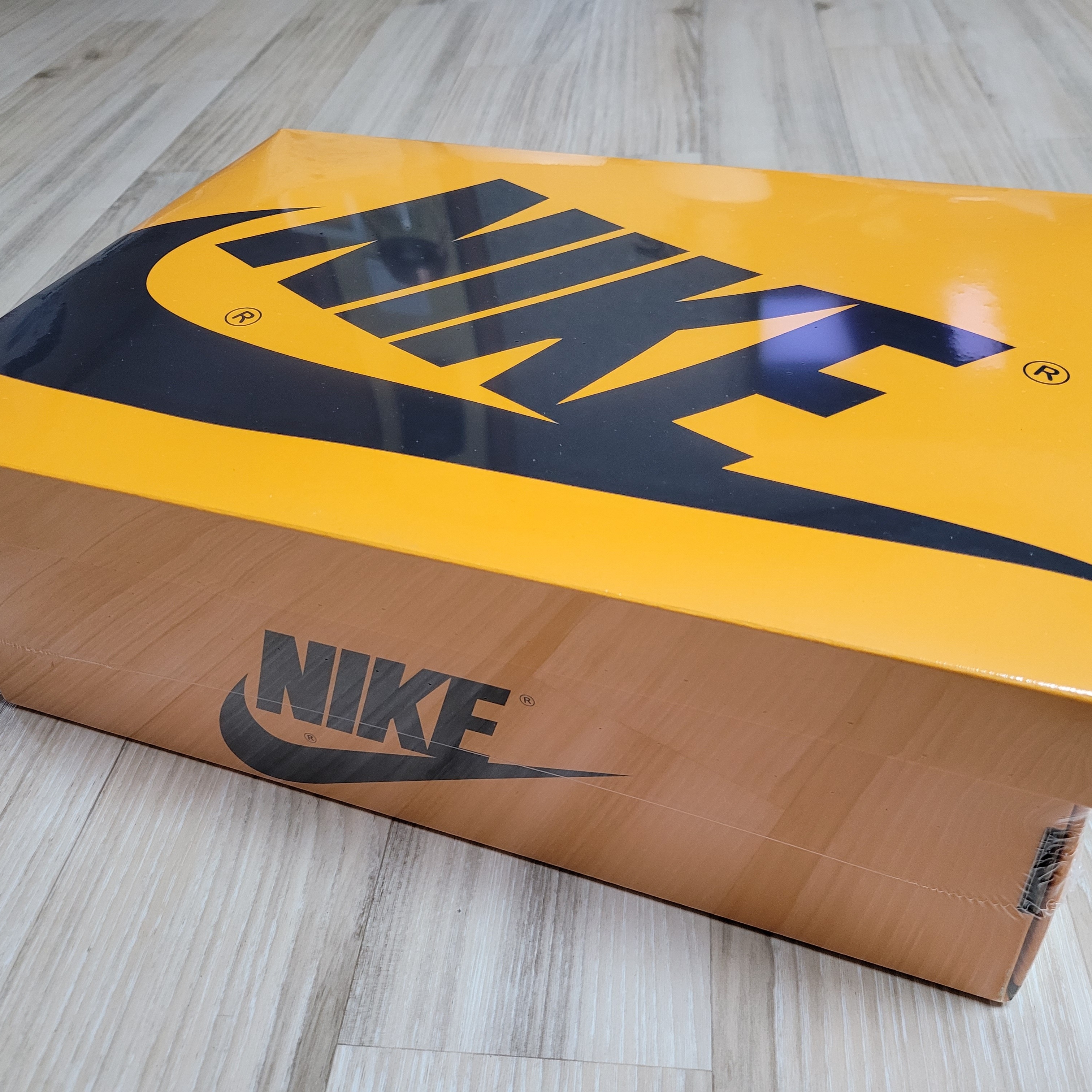 Jordan 1 Retro High OG Taxi, Jordan 1 Retro High OG Patent Bred 착용 스타일 - 1