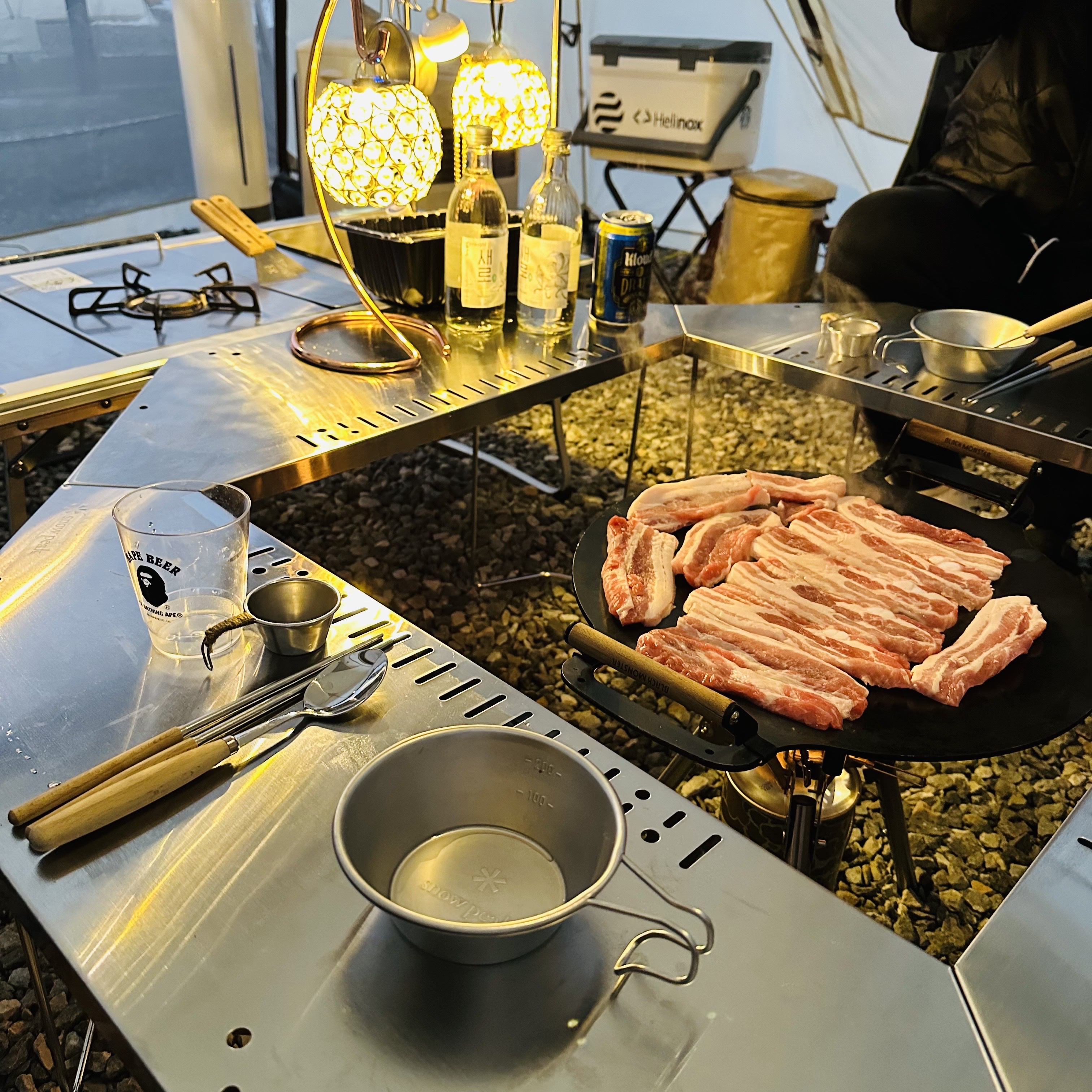 Snow Peak Jikaro Table, Snow Peak Giga Power Stove (Korean Ver.) 착용 스타일 - 1