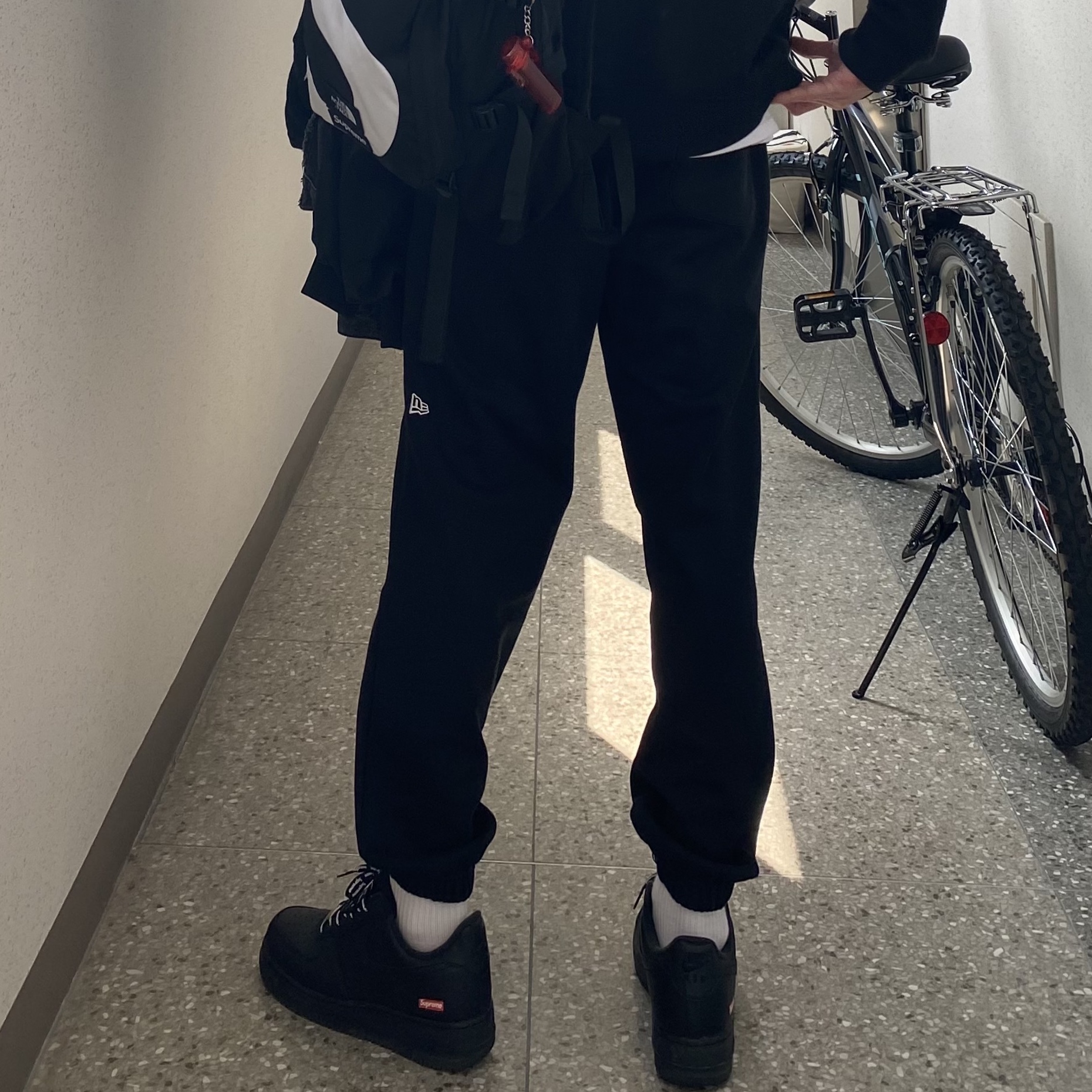 Supreme Ventile S Logo 6-Panel Black - 21FW, Apple AirPods Max Lightning Space Gray (Korean Ver.) 착용 스타일 - 2