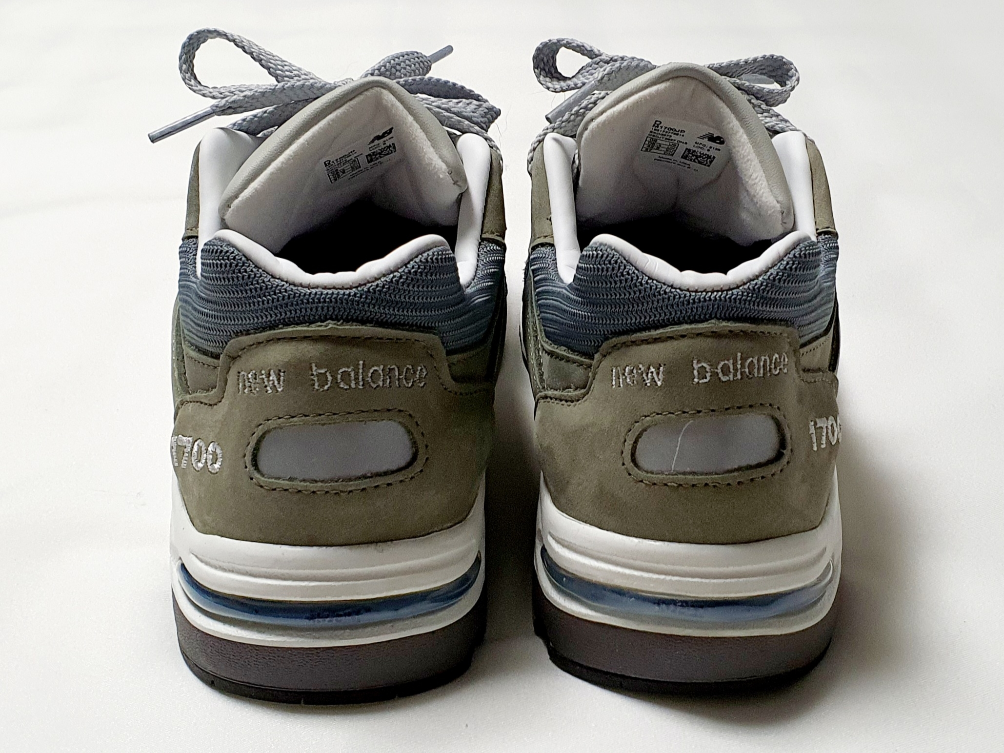 New Balance 1700 Made in USA Brown Steel Blue 착용 스타일 - 3