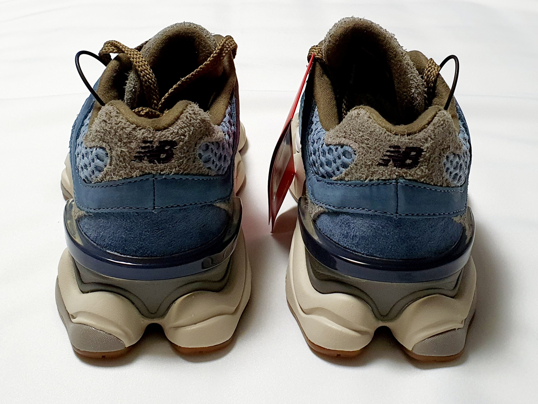 New Balance x Bodega 9060 Citadel 착용 스타일 - 4