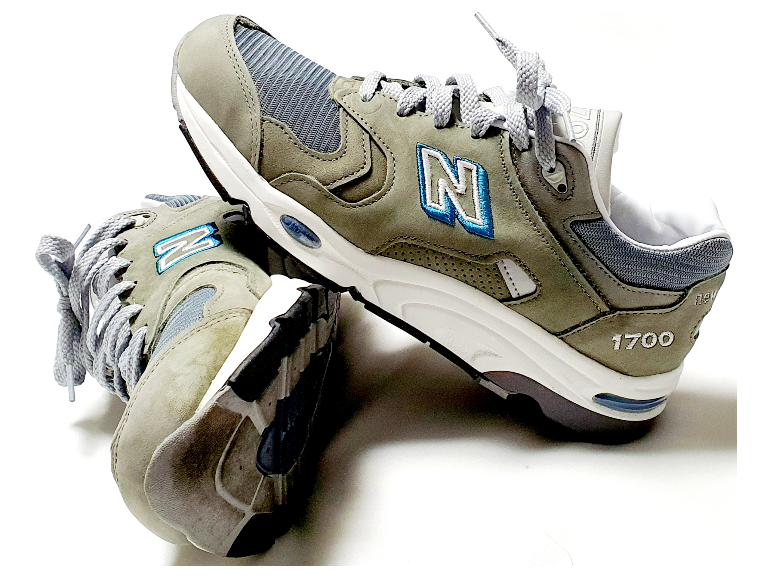 New Balance 1700 Made in USA Brown Steel Blue 착용 스타일 - 5
