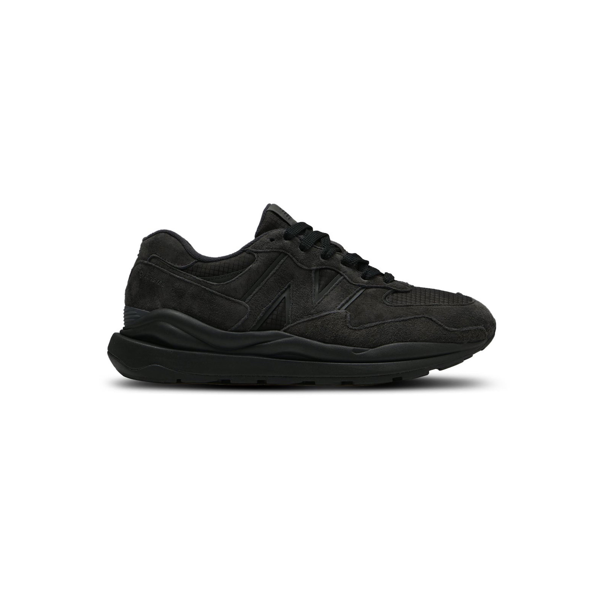 New Balance 5740 Gore-Tex Black, New Balance x Comme des Garcons Homme 5740 Gore-Tex Black 착용 스타일 - 3