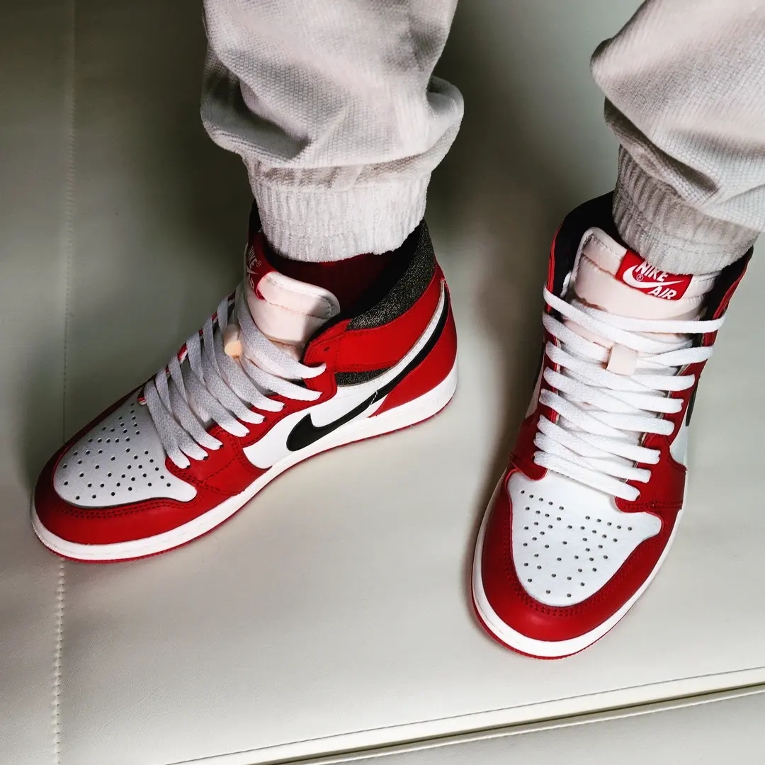 Jordan 1 Retro High OG Chicago 2022 착용 스타일 - 4