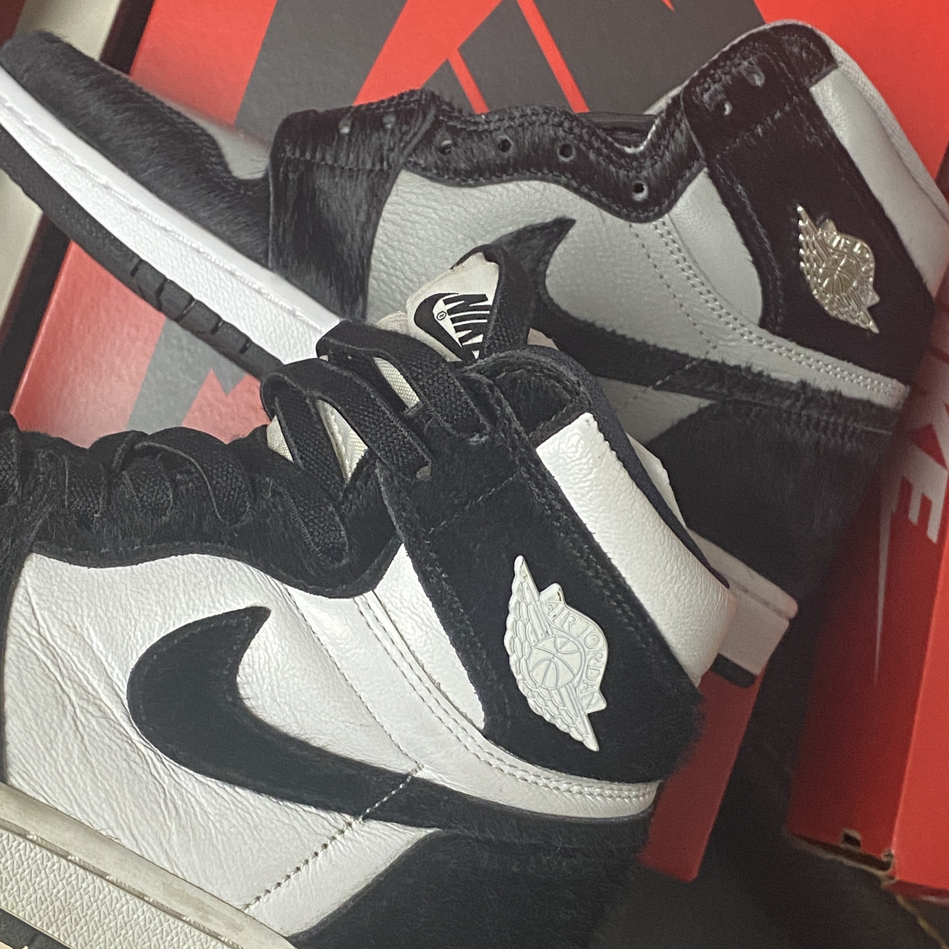 (W) Jordan 1 Retro High Twist, (W) Jordan 1 Retro High OG Medium Grey 착용 스타일