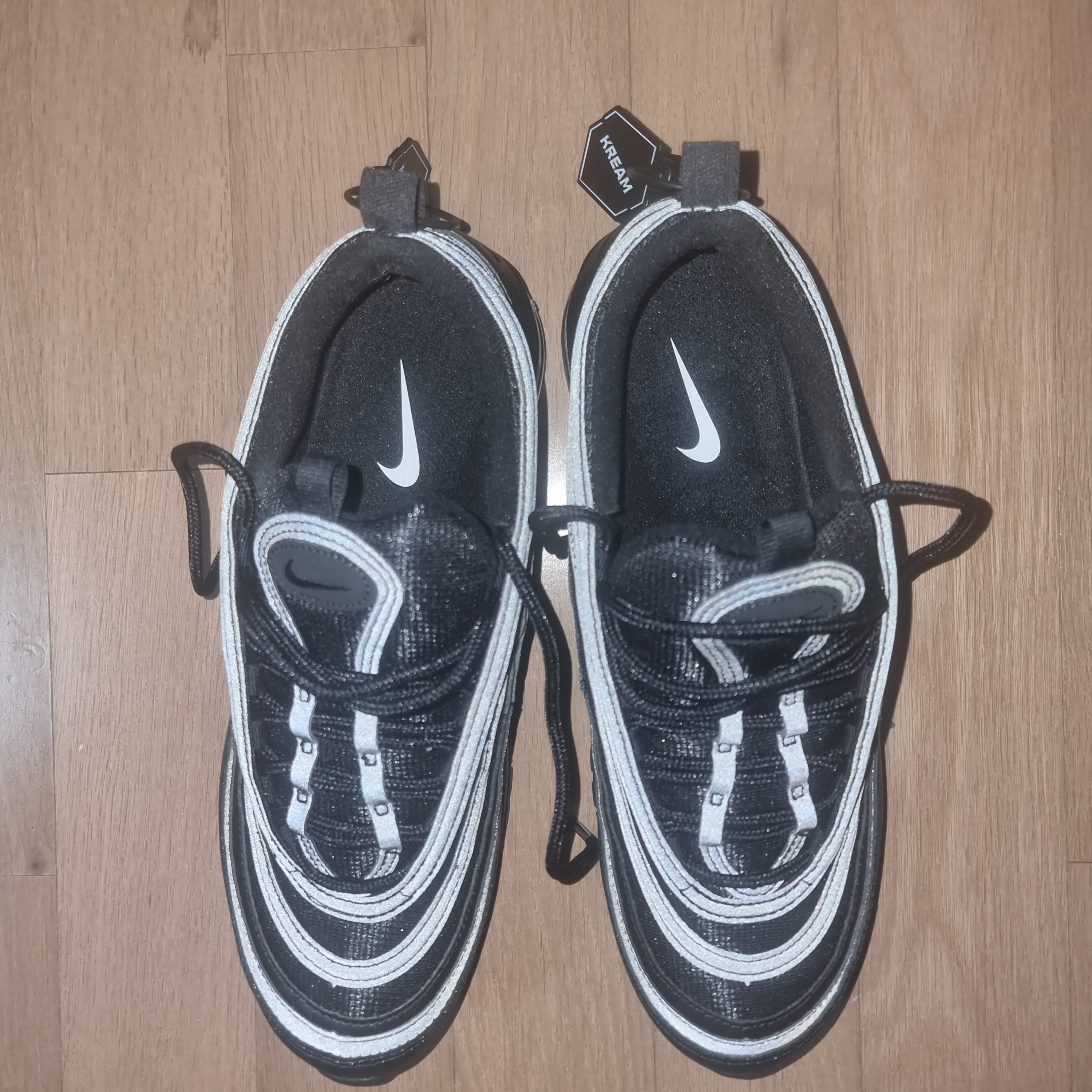 Nike Air Max 97 Triple Black 착용 스타일 - 1