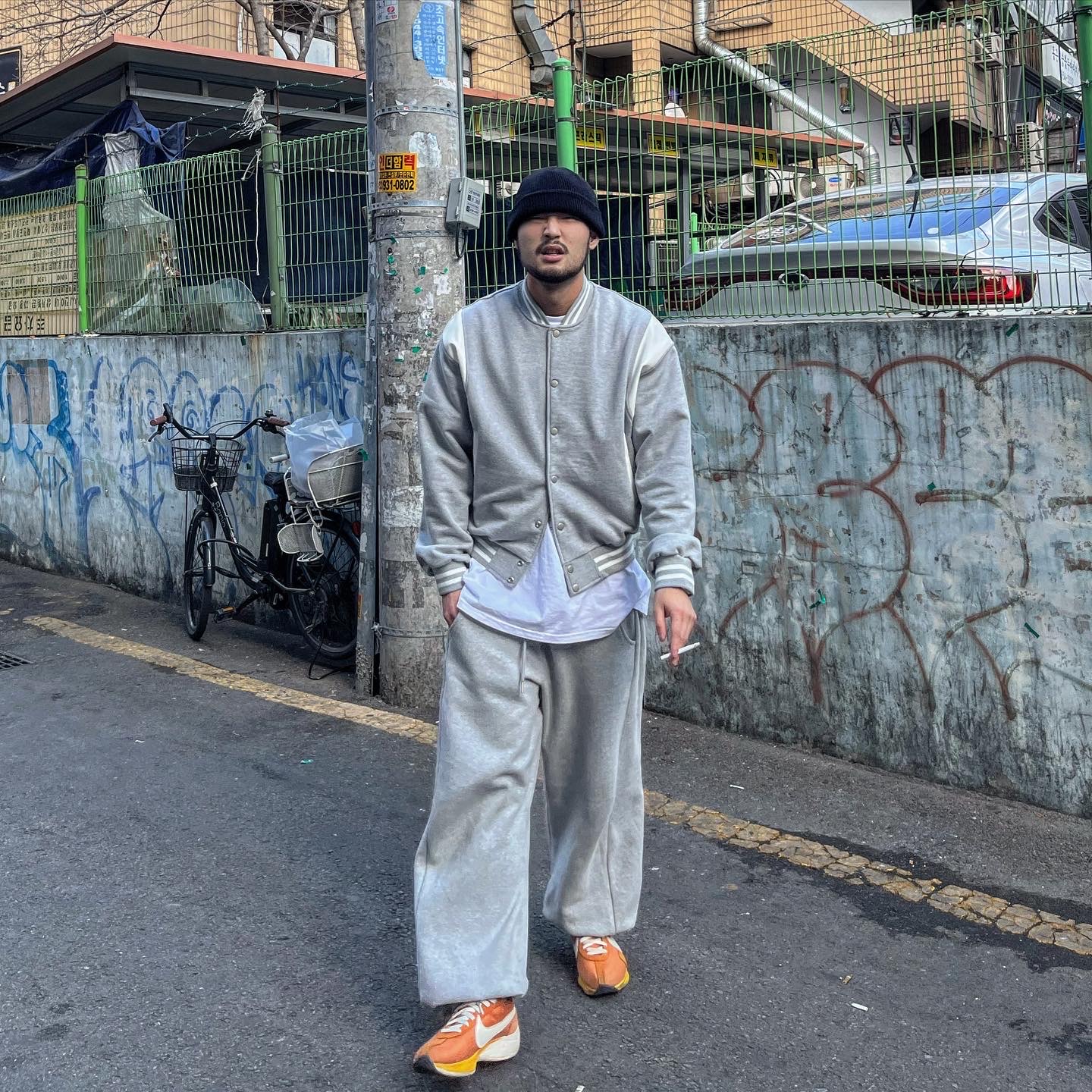 Nike Moon Racer Monarch 착용 스타일 - 3