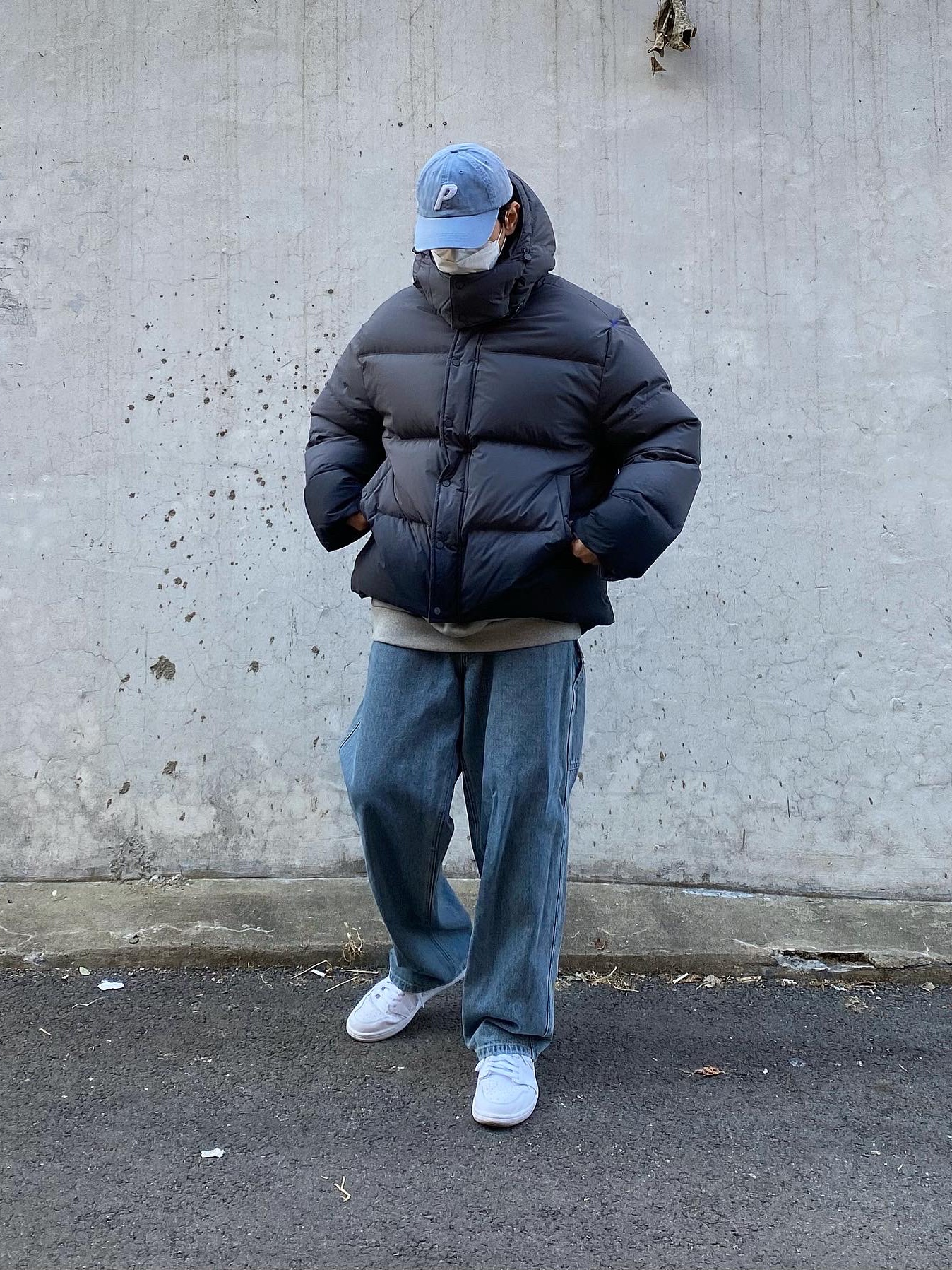 Zara x Ader Error Puffer Jacket Grey, Palace Washed Twill P 6-Panel Light Blue - 22SS 착용 스타일 - 1