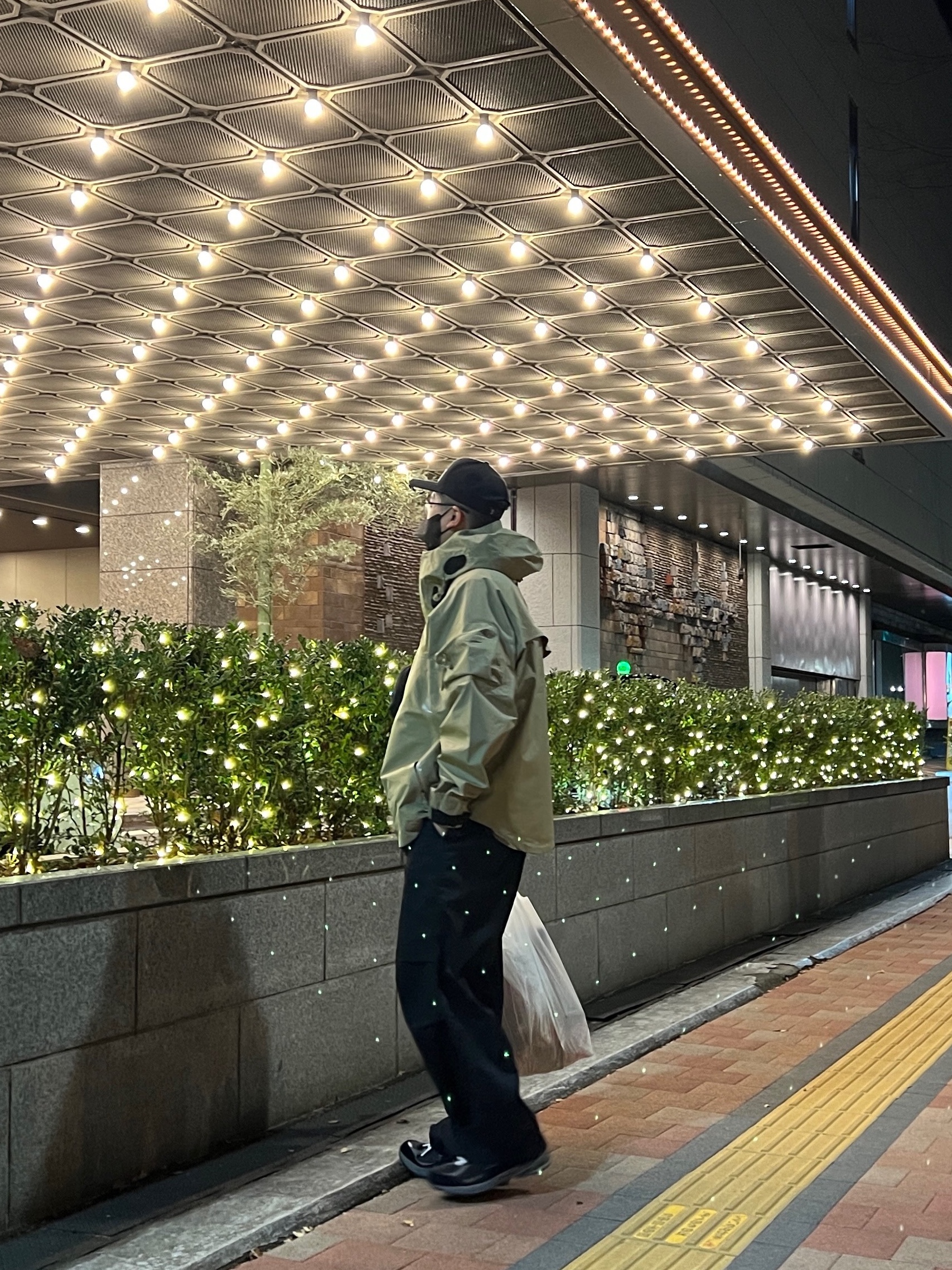 Nike x Off-White NRG Gore-Tex Jacket Khaki - Asia 착용 스타일