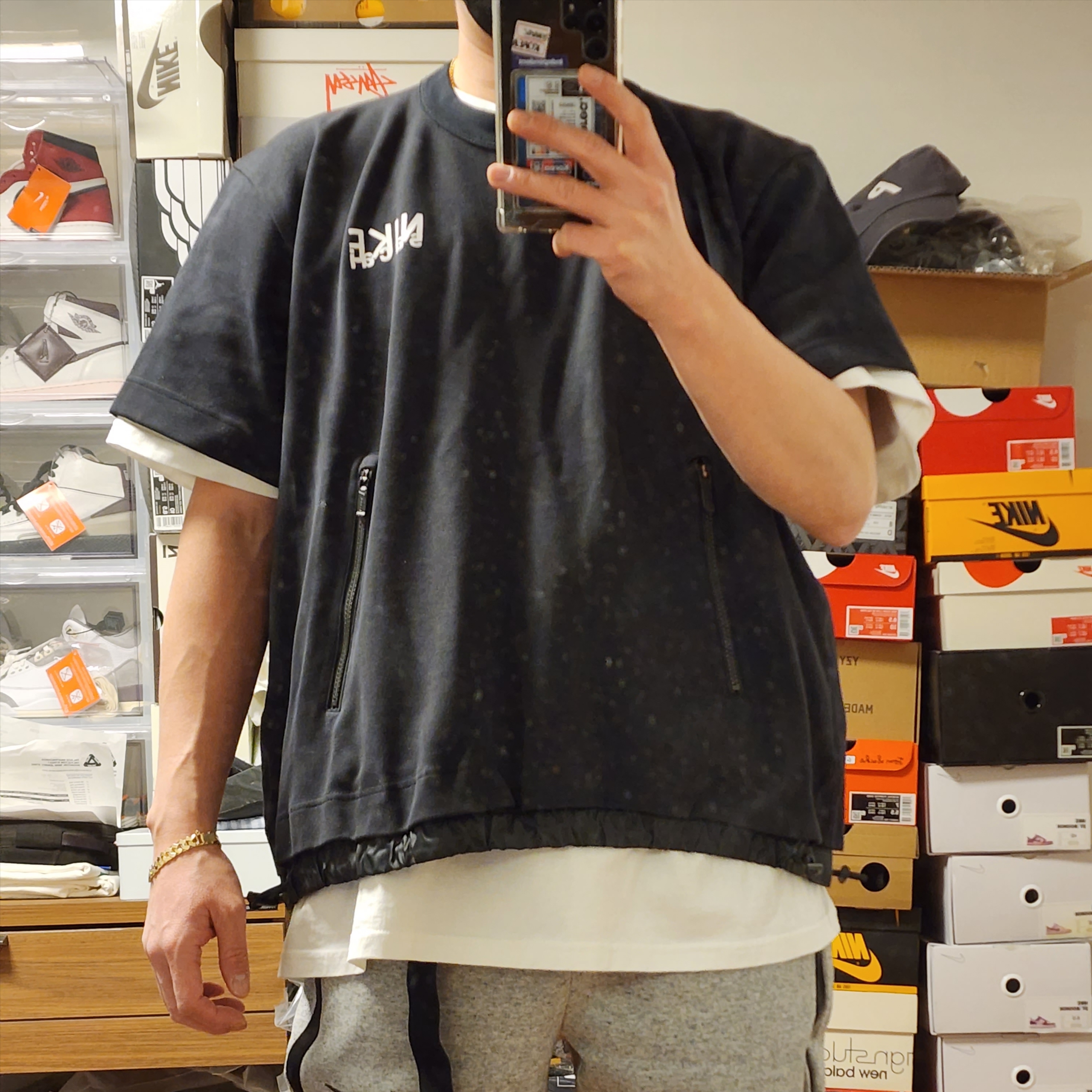 Nike x Sacai NRG Short Sleeve Top Black - Asia, Nike x Sacai NRG Fleece Pants Dark Grey Heather - Asia 착용 스타일 - 4