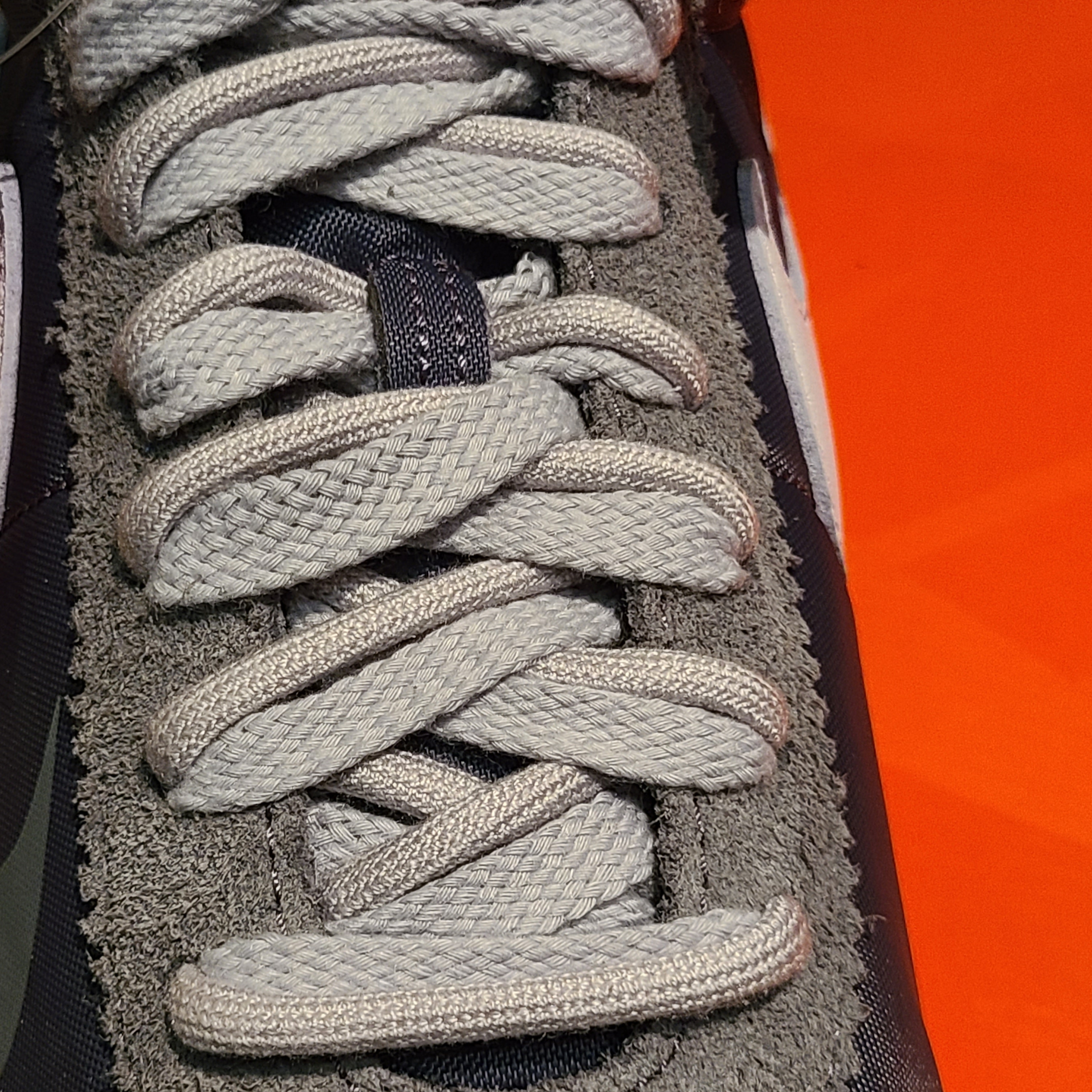 Nike x Sacai Zoom Cortez SP Iron Grey 착용 스타일 - 4