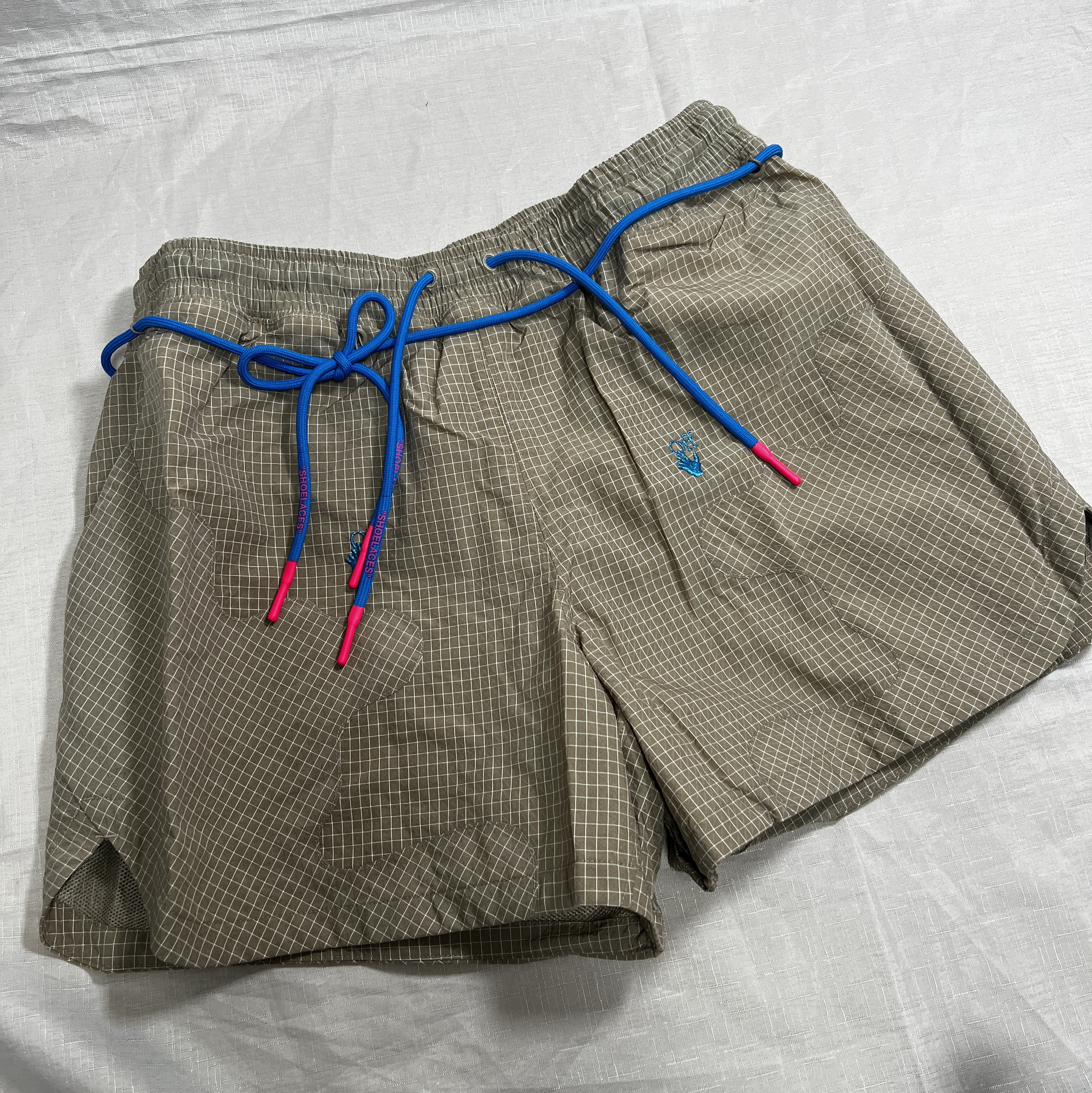 Nike x Off-White NRG Woven Shorts Khaki - Asia 착용 스타일