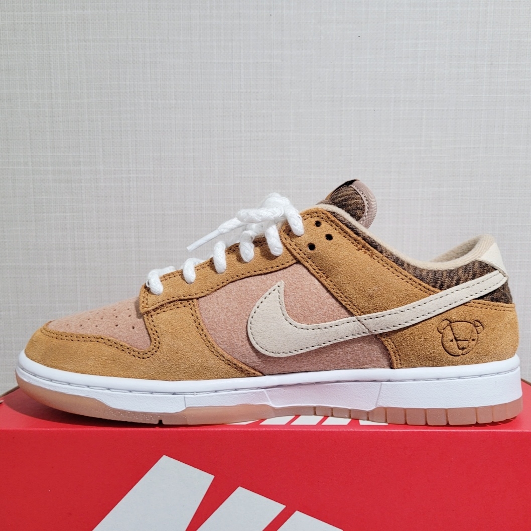 Nike Dunk Low SE Praline Desert Ochre 착용 스타일 - 4