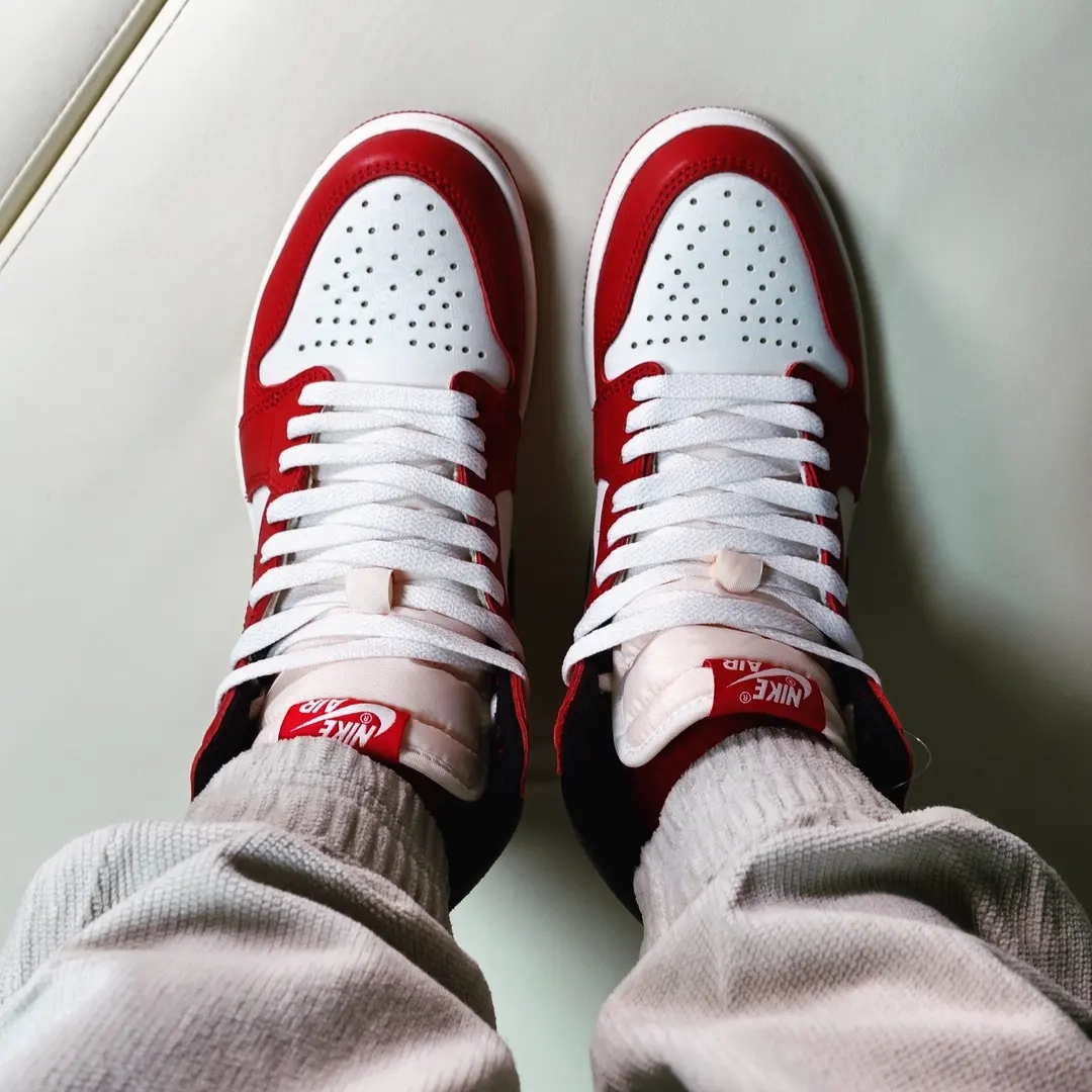 Jordan 1 Retro High OG Chicago 2022 착용 스타일 - 3