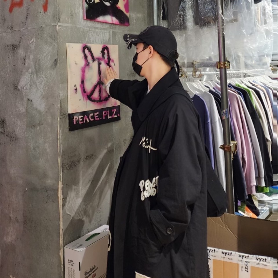 Nike x Peaceminusone Air Force 1 Low Para-Noise, Peaceminusone Coat #1 Black 착용 스타일
