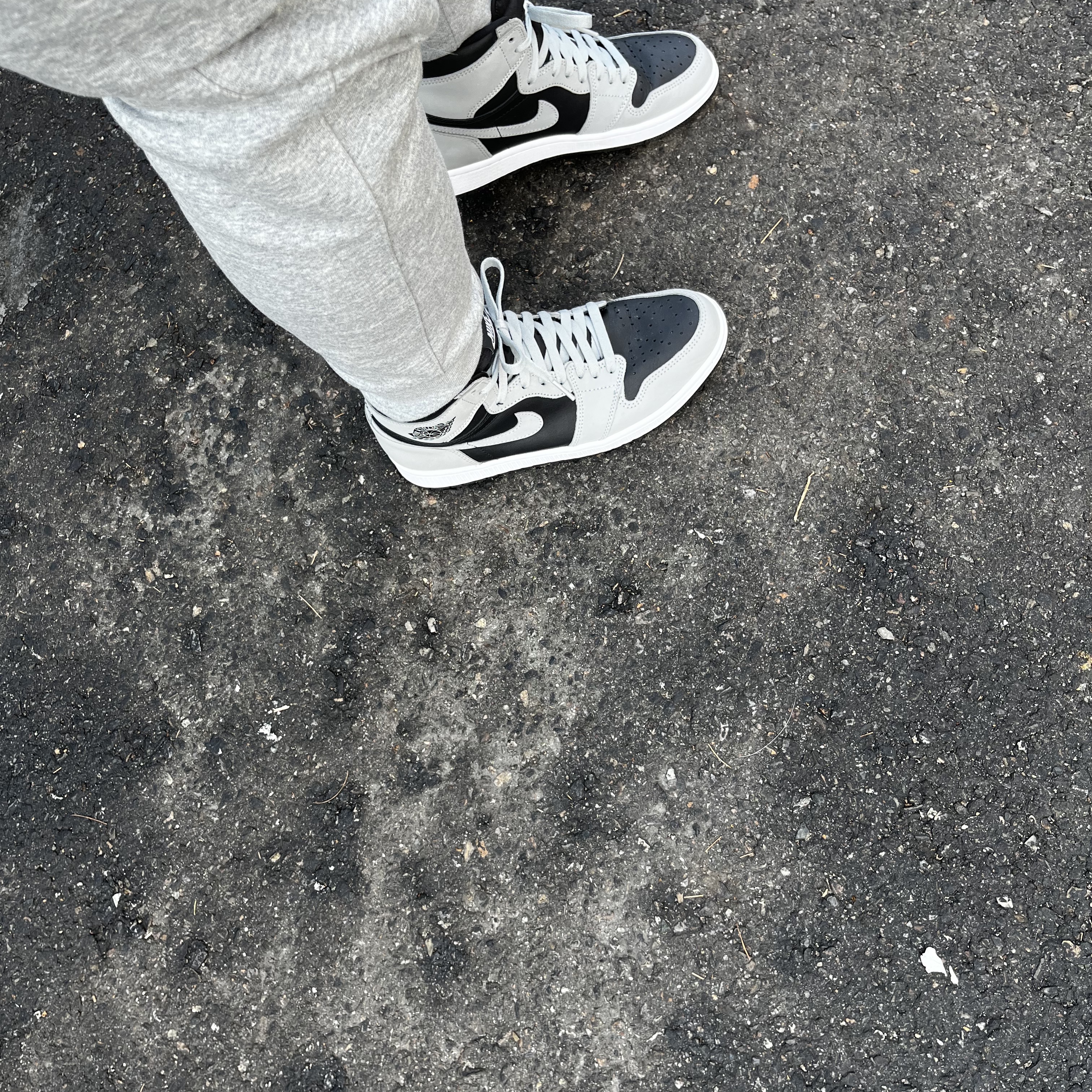 Jordan 1 Retro High OG Shadow 2.0 착용 스타일 - 1