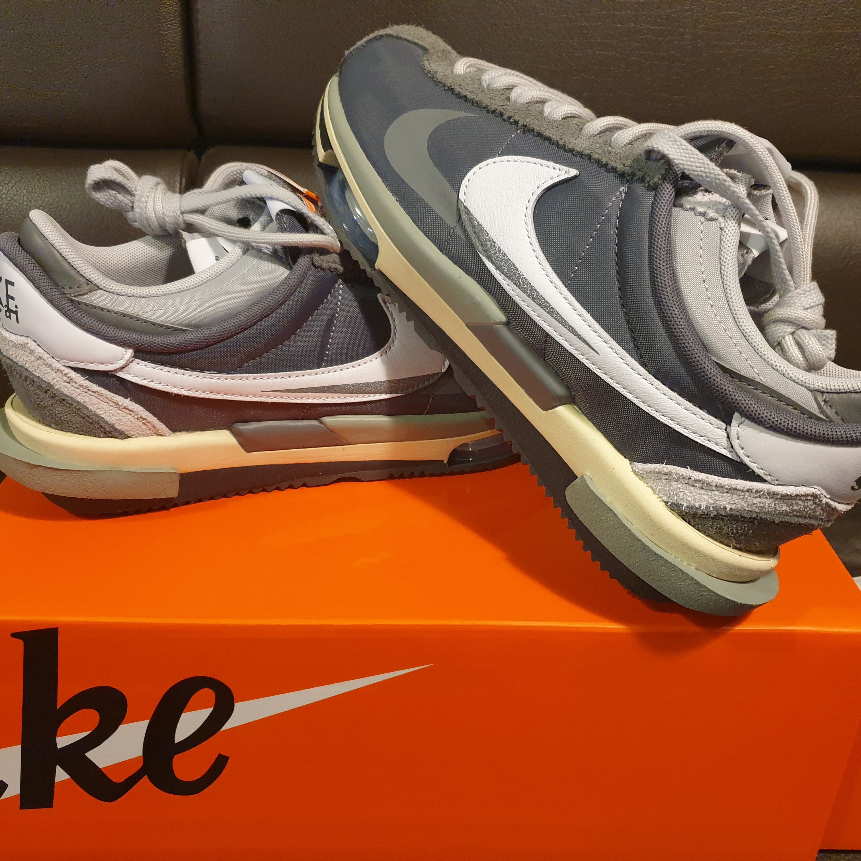 Nike x Sacai Zoom Cortez SP Iron Grey 착용 스타일 - 2