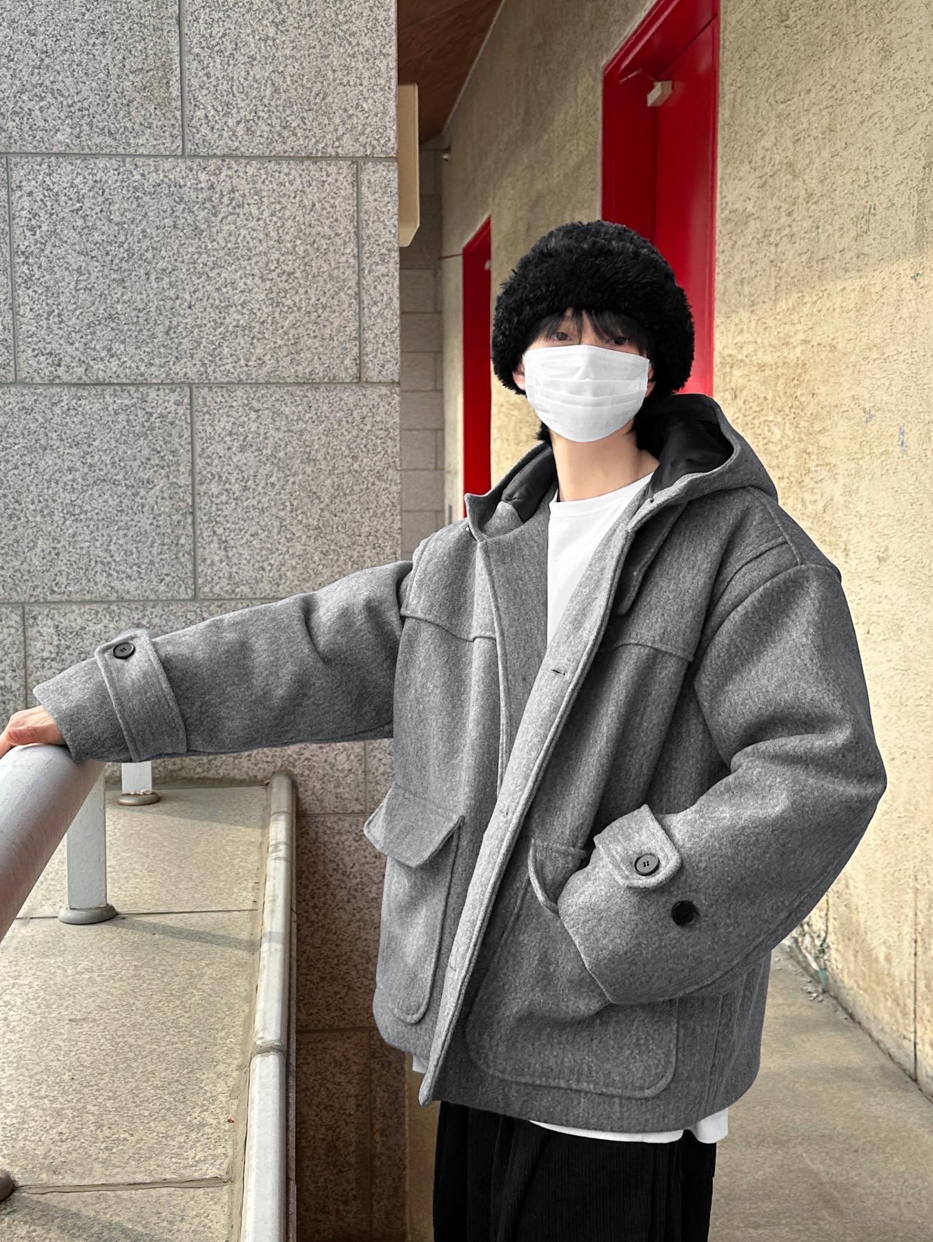 Adidas Puffylette Off White 착용 스타일 - 2