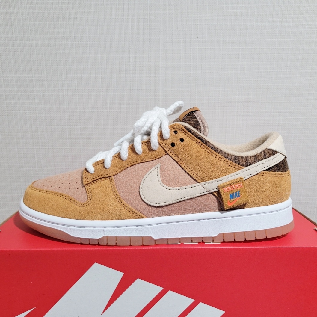 Nike Dunk Low SE Praline Desert Ochre 착용 스타일 - 5