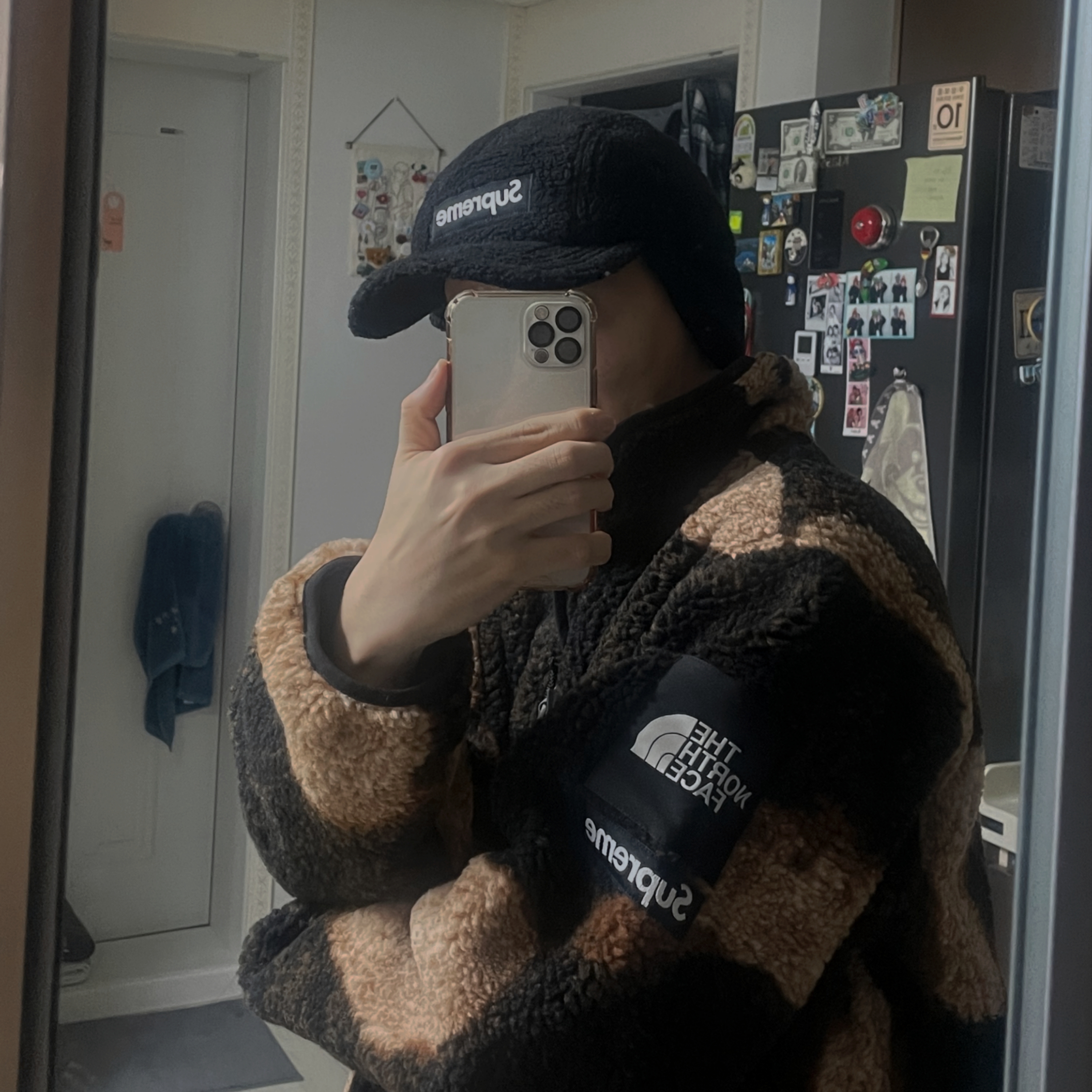Supreme x The North Face Bleached Denim Print Fleece Jacket Black - 21FW, Supreme Deep Pile Earflap Camp Cap Black - 20FW 착용 스타일