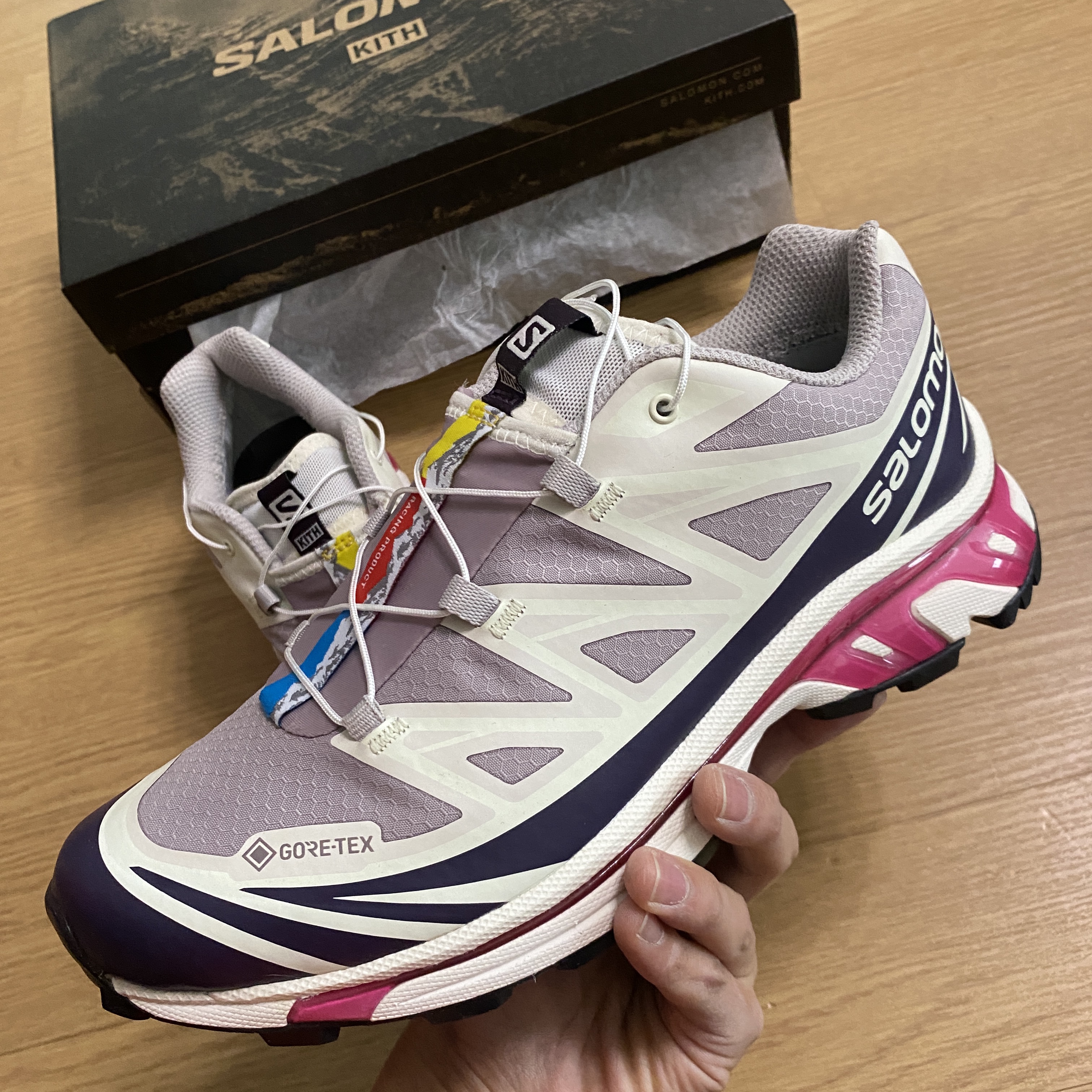 Salomon x Kith XT-6 Gore-Tex Quail Moonscape Vanilla Ice 착용 스타일 - 1