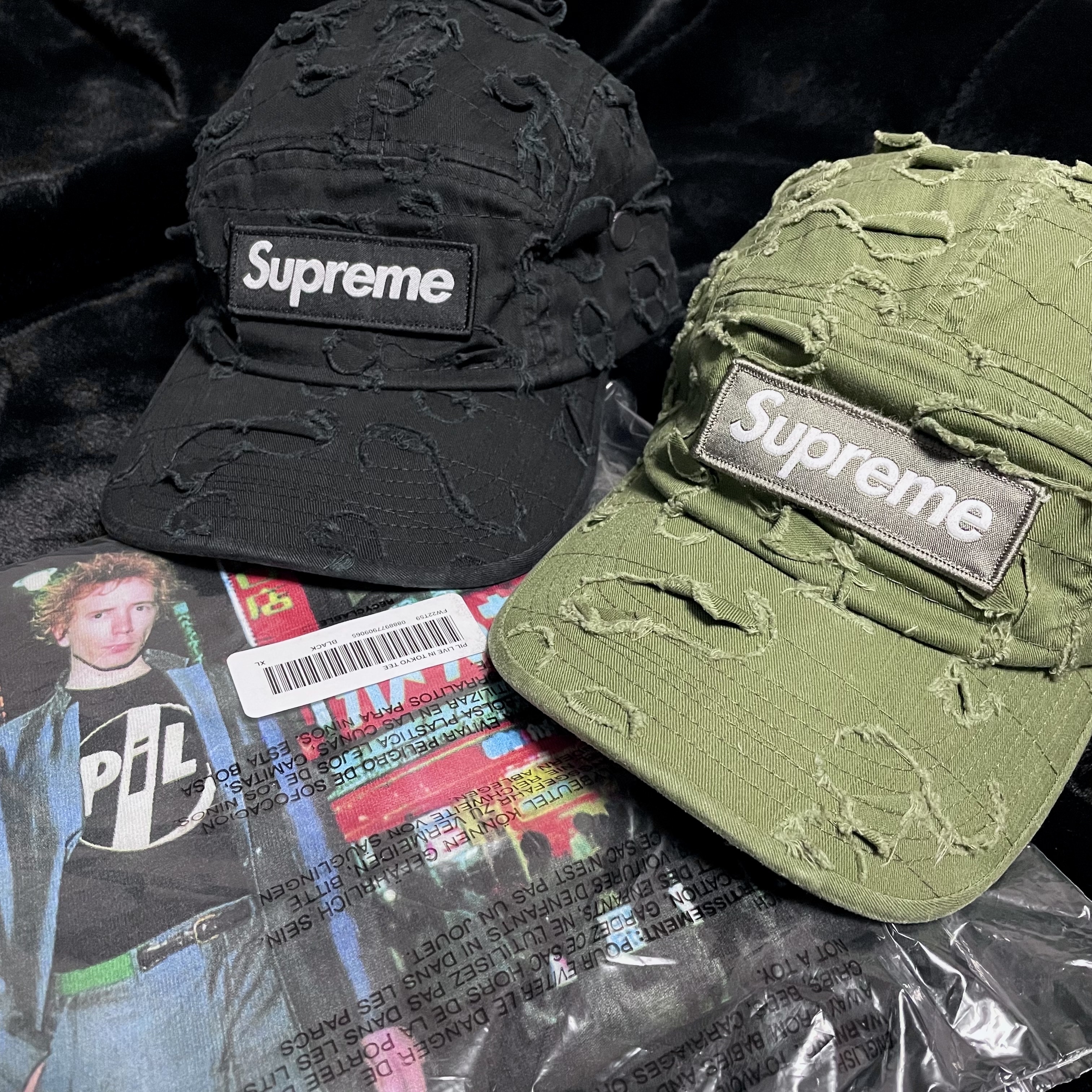 Supreme PiL Live In Tokyo T-Shirt Black - 22FW, Supreme Griffin Camp Cap Light Olive - 22FW 착용 스타일