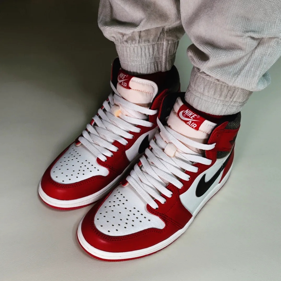 Jordan 1 Retro High OG Chicago 2022 착용 스타일 - 2