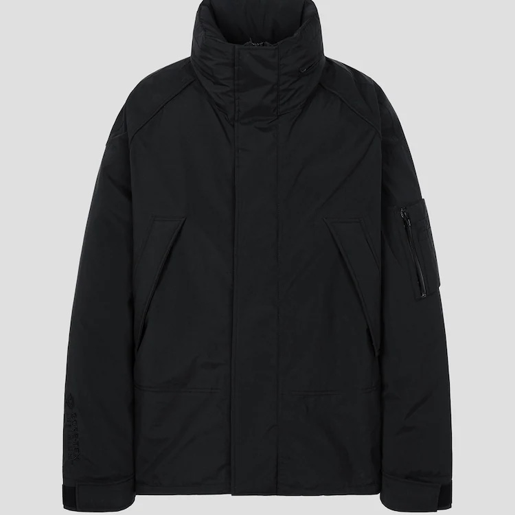 Juun.J Gore-Tex Overfit Down Jumper Black 착용 스타일